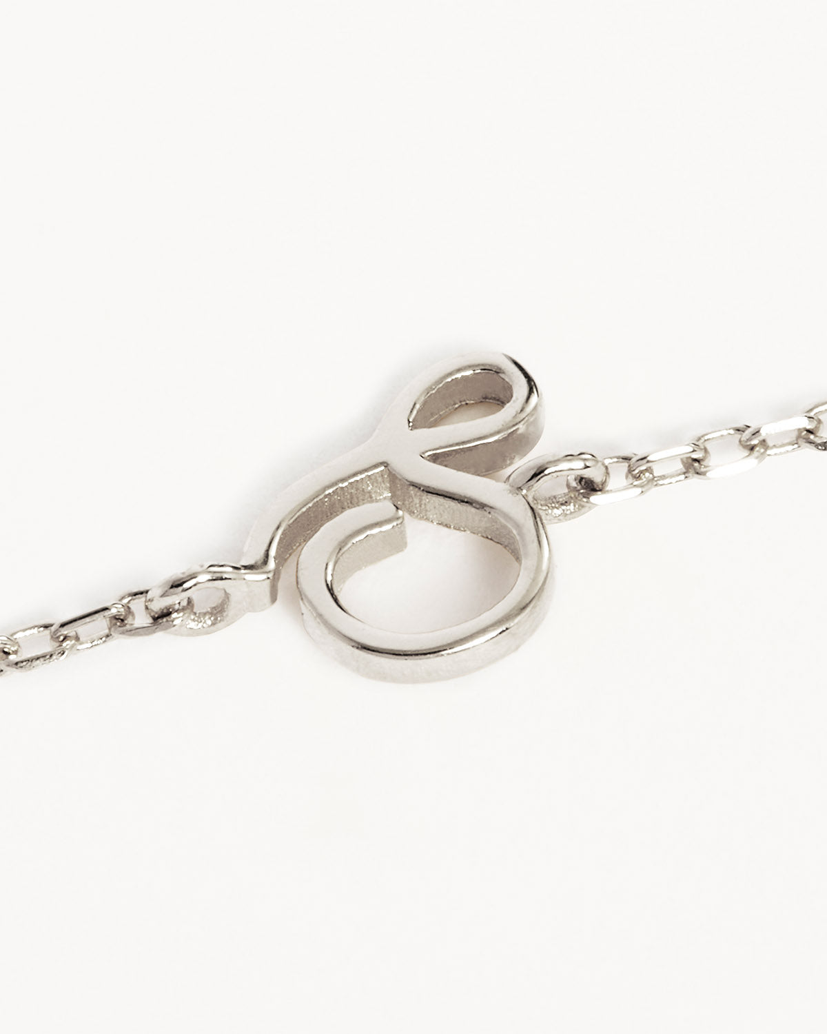 Sterling Silver Love Letter Bracelet for Women - Engraved Romantic Message Bracelet - Perfect Gift for Anniversary, Valentine's Day & Special Occasions