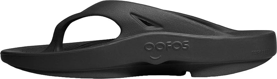 OOFOS Unisex Original Recovery Sandals - Black | Comfortable Arch Support for Men & Women | Perfect for Post-Workout, Beach & Everyday Wear