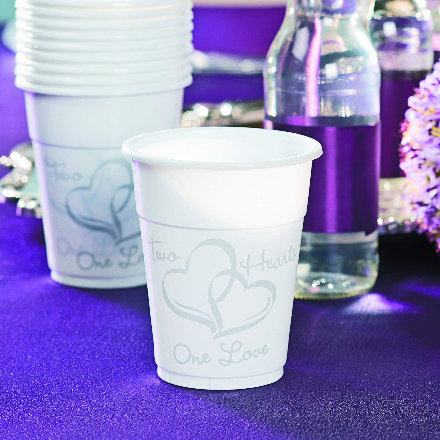 50 Pack 16oz Plastic Disposable Wedding Cups with Heart Design - Perfect for Wedding Receptions, Bridal Showers, and Romantic Parties