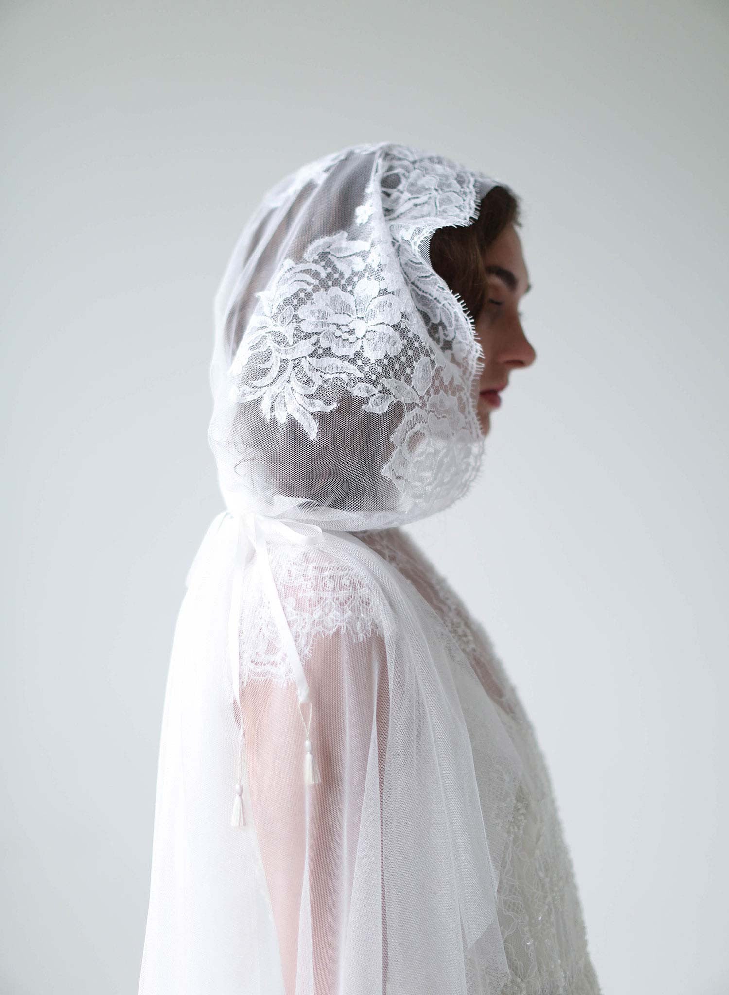 Elegant Mantilla Lace Trimmed Wedding Veil with Headband - Style #709 | Perfect for Bridal Ceremonies, Church Weddings & Vintage-Inspired Looks
