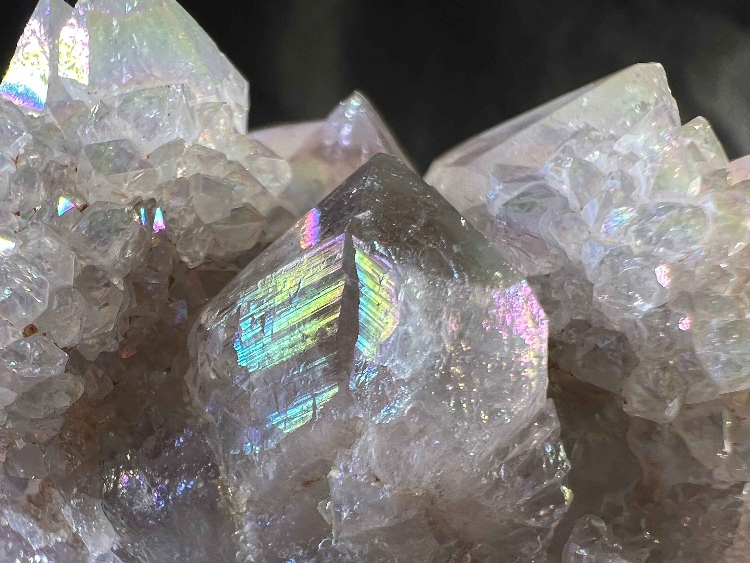 Angel AURA QUARTZ Crystal Cluster - Rainbow Quartz Crystal Healing Stone, Natural Spirit Quartz Cluster for Meditation, Reiki, Chakra Balancing | Home Decor, Office Desk Display, Gift for Crystal Lovers