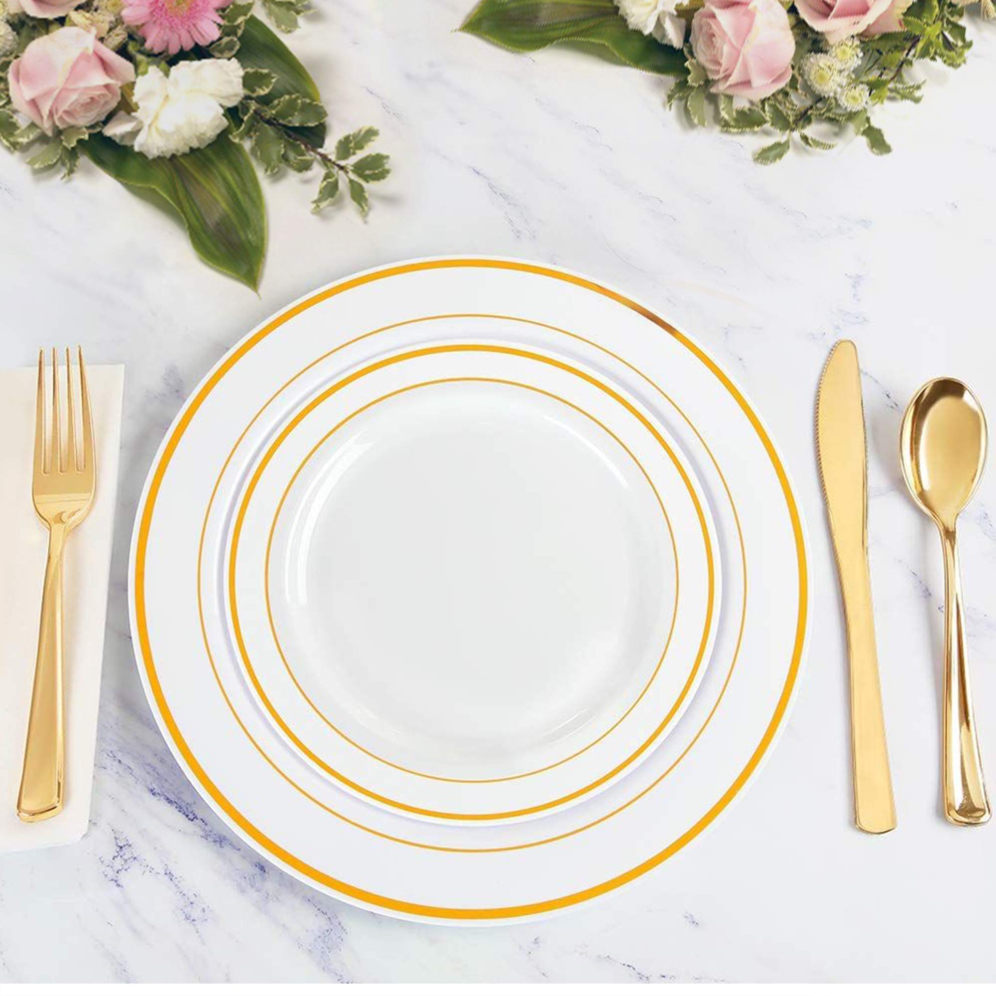 750-Piece Elegant White Plastic Dinner Plates with Gold Trim & Gold Silverware Set - Disposable Tableware for 150 Guests - Perfect for Weddings, Parties, and Catering Events