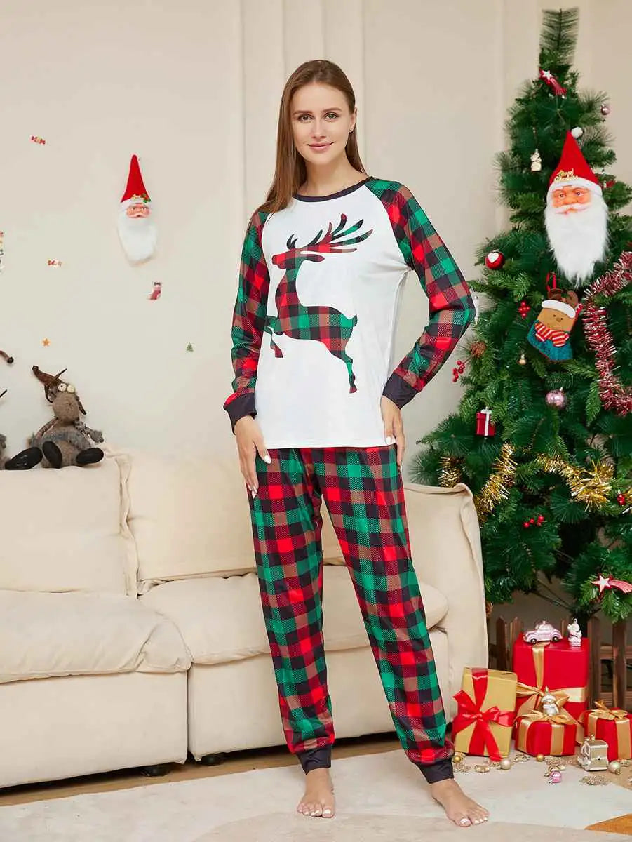 Plaid Reindeer Christmas Matching Family Pajamas Set - Cozy Holiday PJS for Family Photos & Festive Gatherings