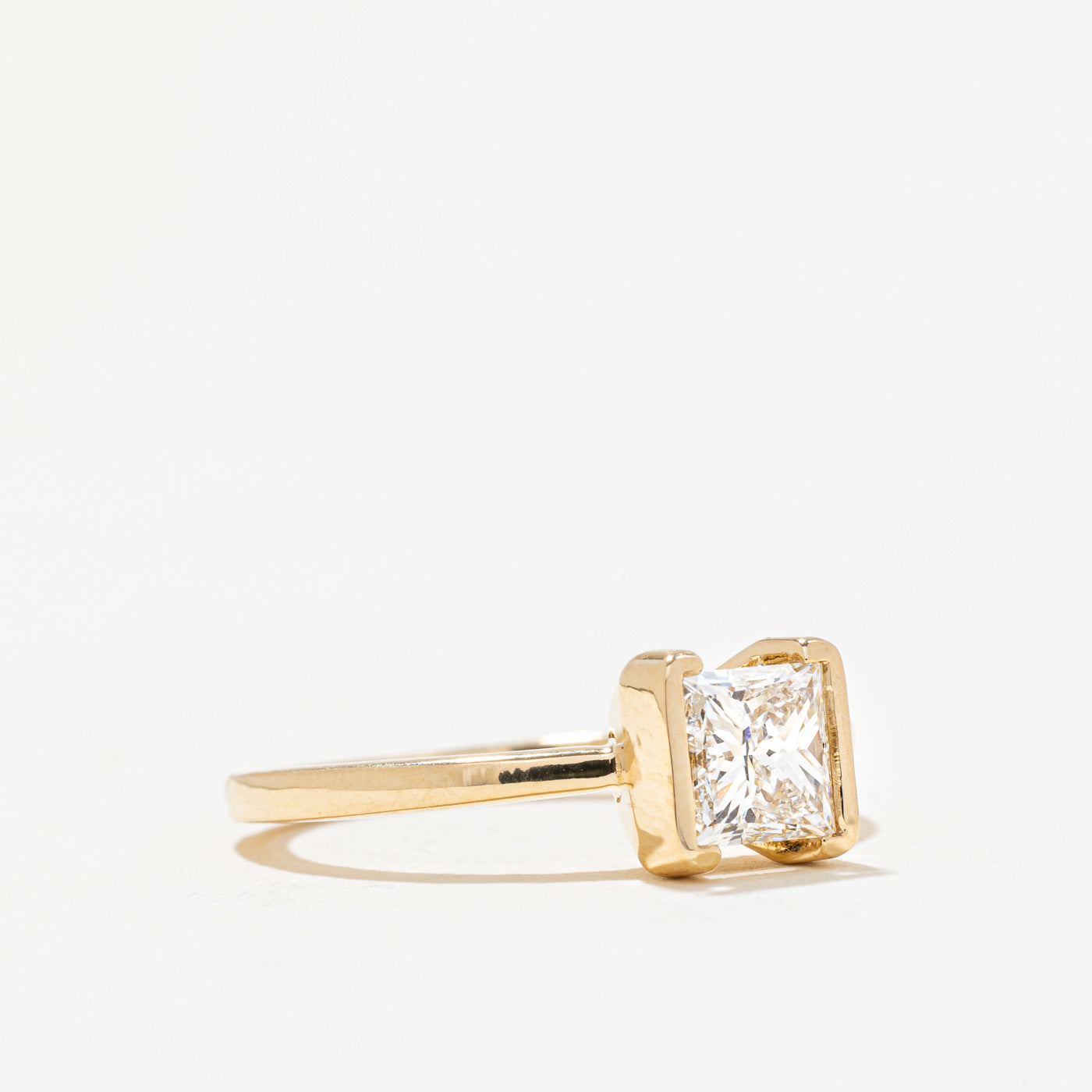 GIA Certified 1.02ct Square Cut Diamond Engagement Ring - VVS1 Clarity, Size 6.5, Ideal for Wedding Proposals & Anniversary Gifts