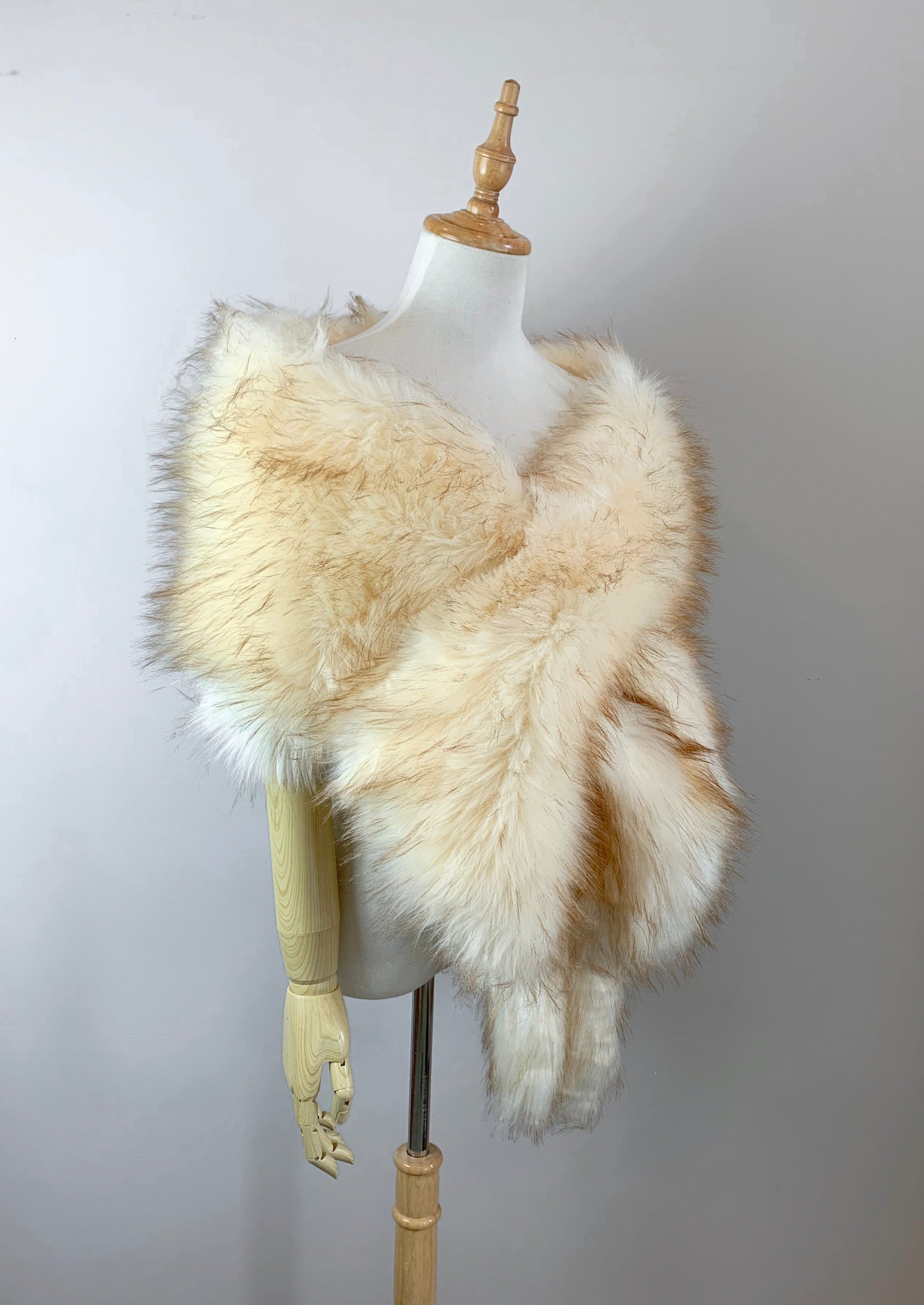 Luxury Champagne Fur Shawl Wrap - Elegant Lilian Cha02 Design for Women | Perfect for Weddings, Parties & Evening Events