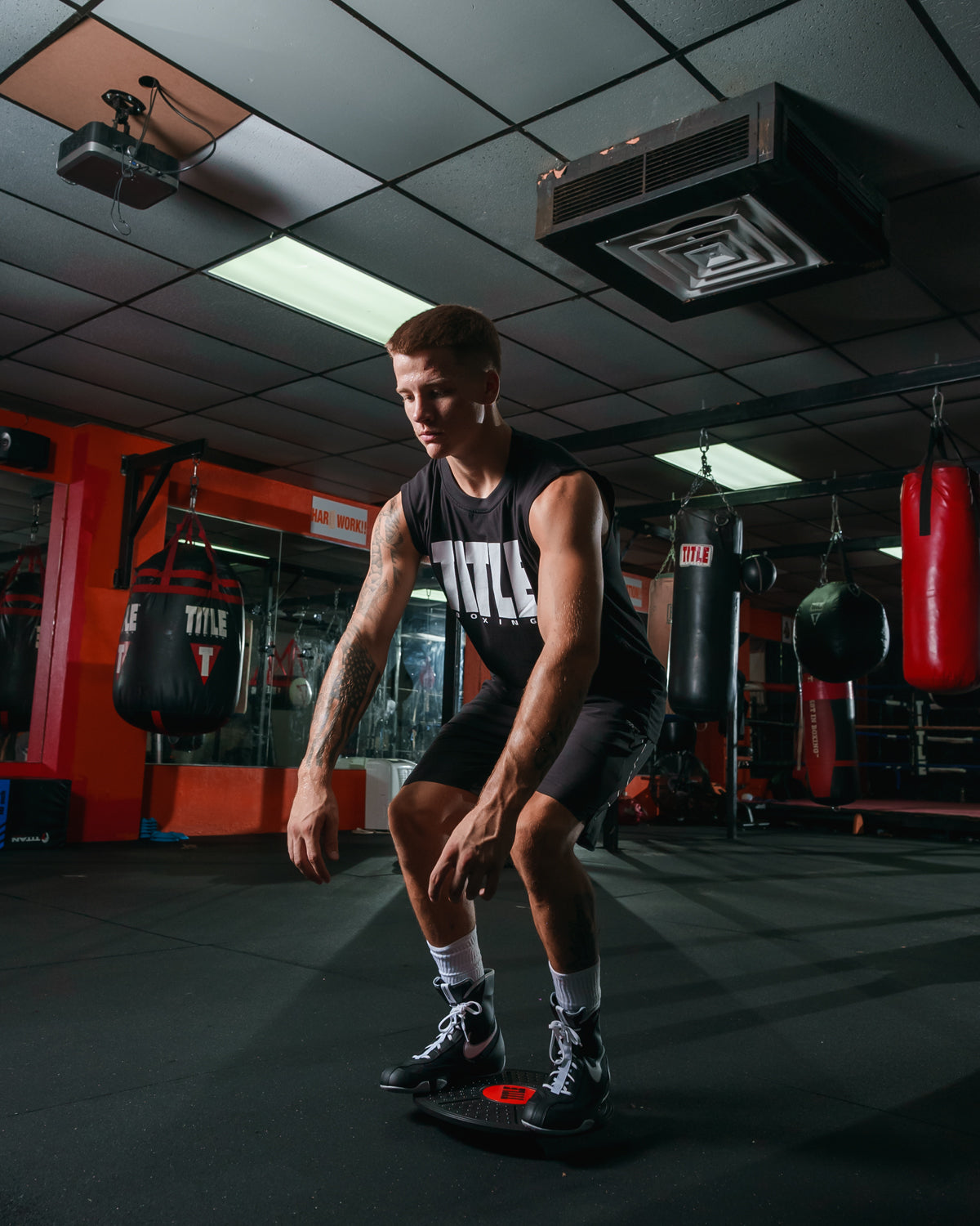 TITLE Boxing Balance Board 2.0 - Core Training & Stability Workout Equipment for Boxing, MMA & Fitness - Improve Coordination & Strength for Home Gym & Martial Arts Training
