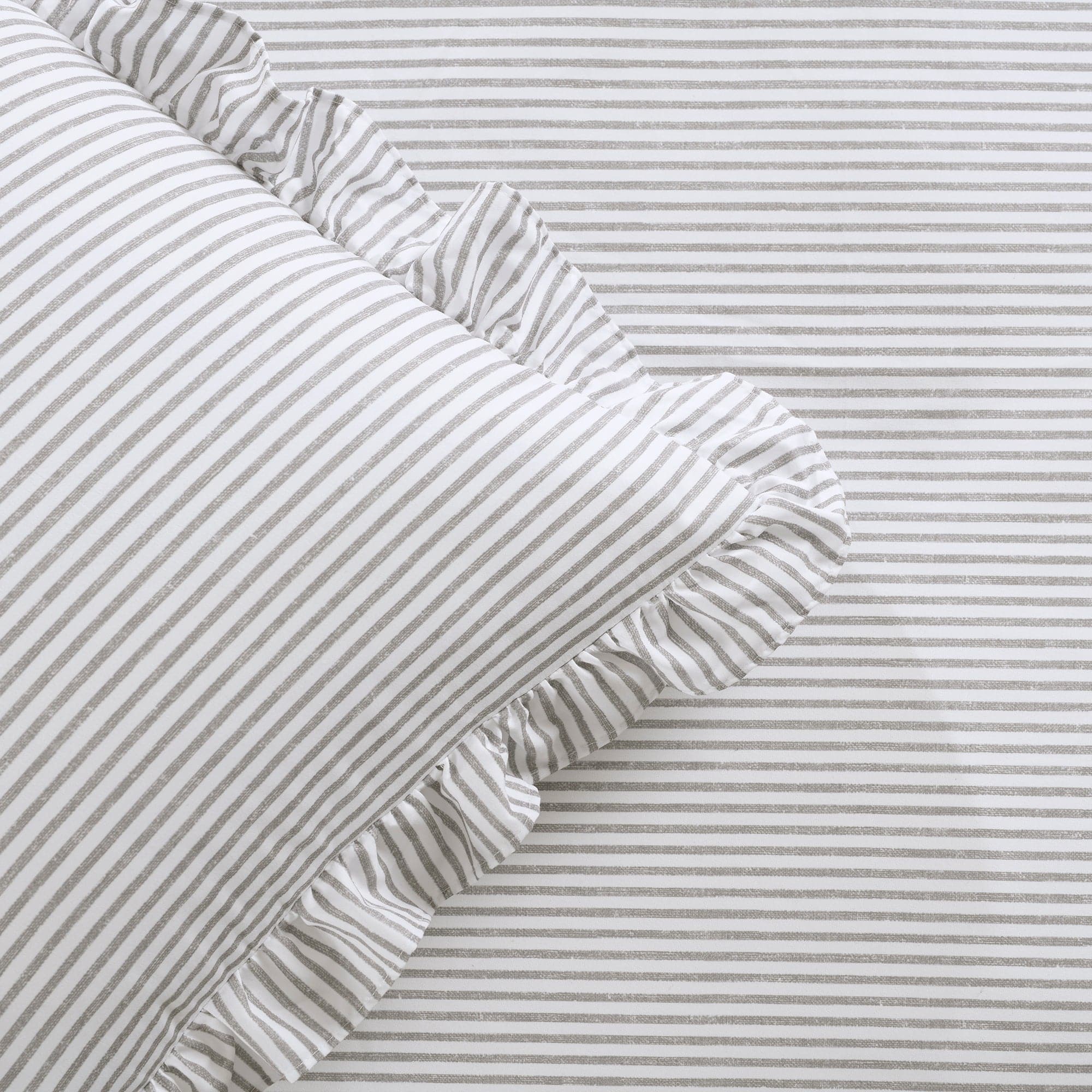 Stylish Ticking Stripe Bedspread Set - Soft & Durable Cotton Bedding for Cozy Bedrooms - Perfect for Guest Rooms, Master Suites & Farmhouse Decor