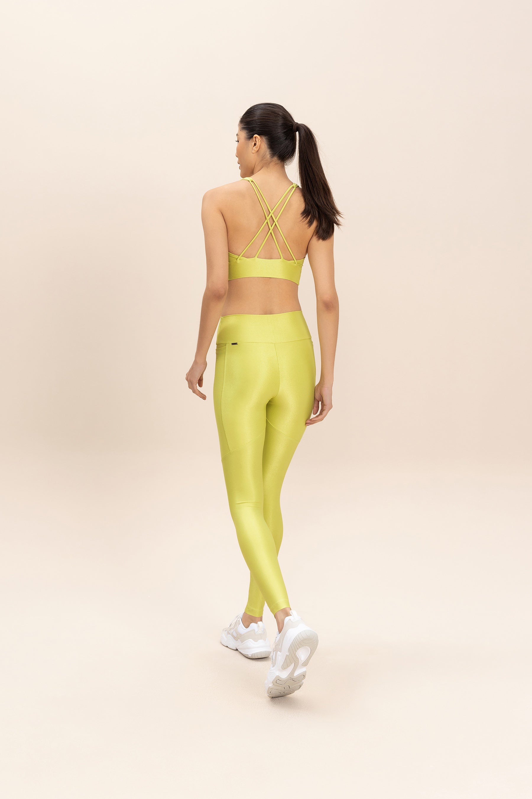 Allure® Adaptiv High-Waisted Yoga Leggings for Women - Stretchy, Breathable & Comfortable Workout Pants - Perfect for Yoga, Running, Gym & Lounge Wear