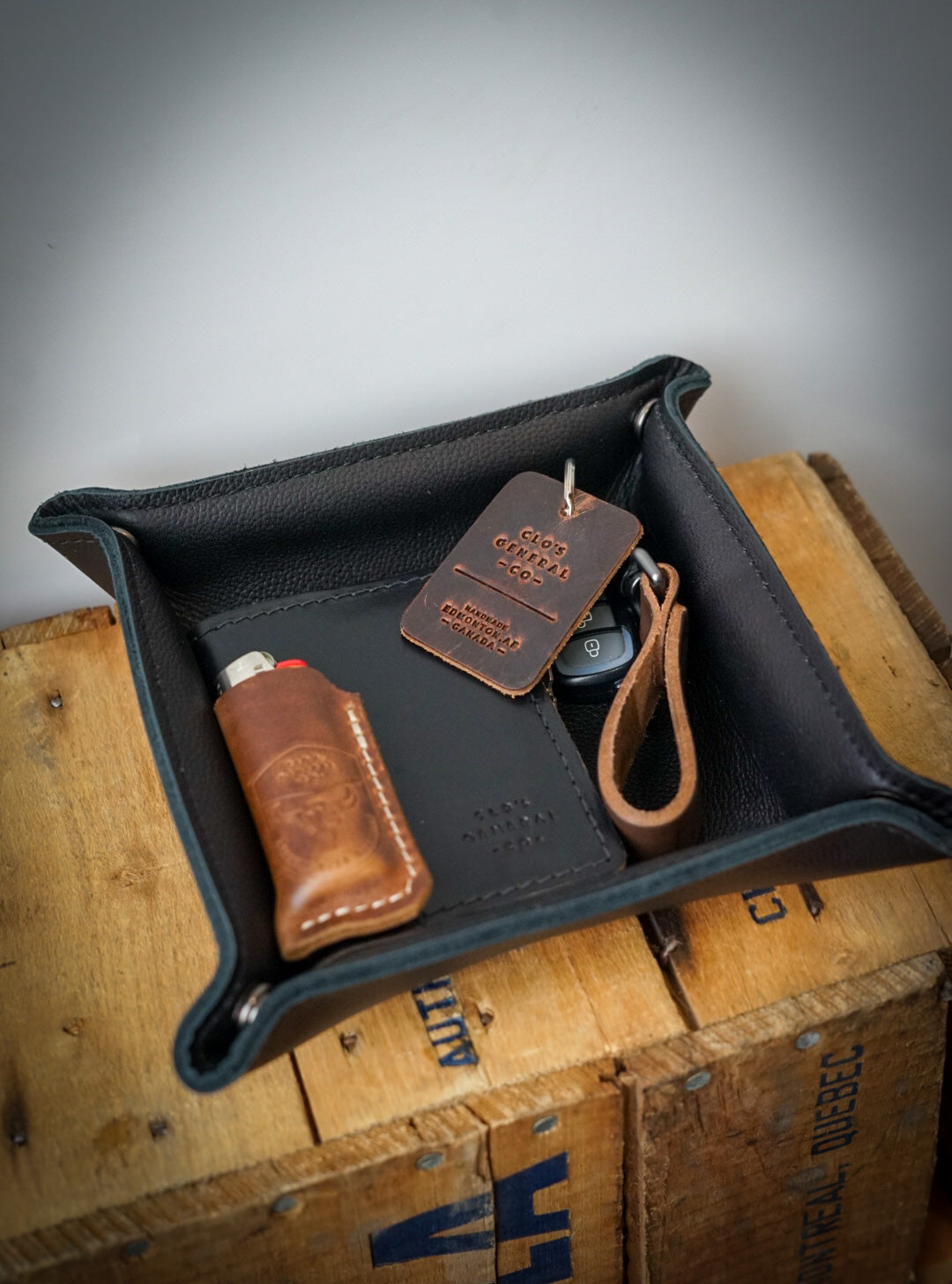 Premium Drop Tray for Keys & Essentials - Non-Slip Pebbled Black Design - Perfect for Entryway, Bedside & Office Organization