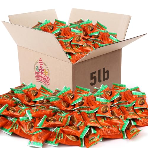 Reese's Peanut Butter Football Chocolate Candy Bars - Bulk 5 lb Pack of Individually Wrapped Snack Size Milk Chocolate & Peanut Butter Balls | Perfect for Football Party Favors, Halloween Treats, Christmas Stocking Stuffers & Office Snacks