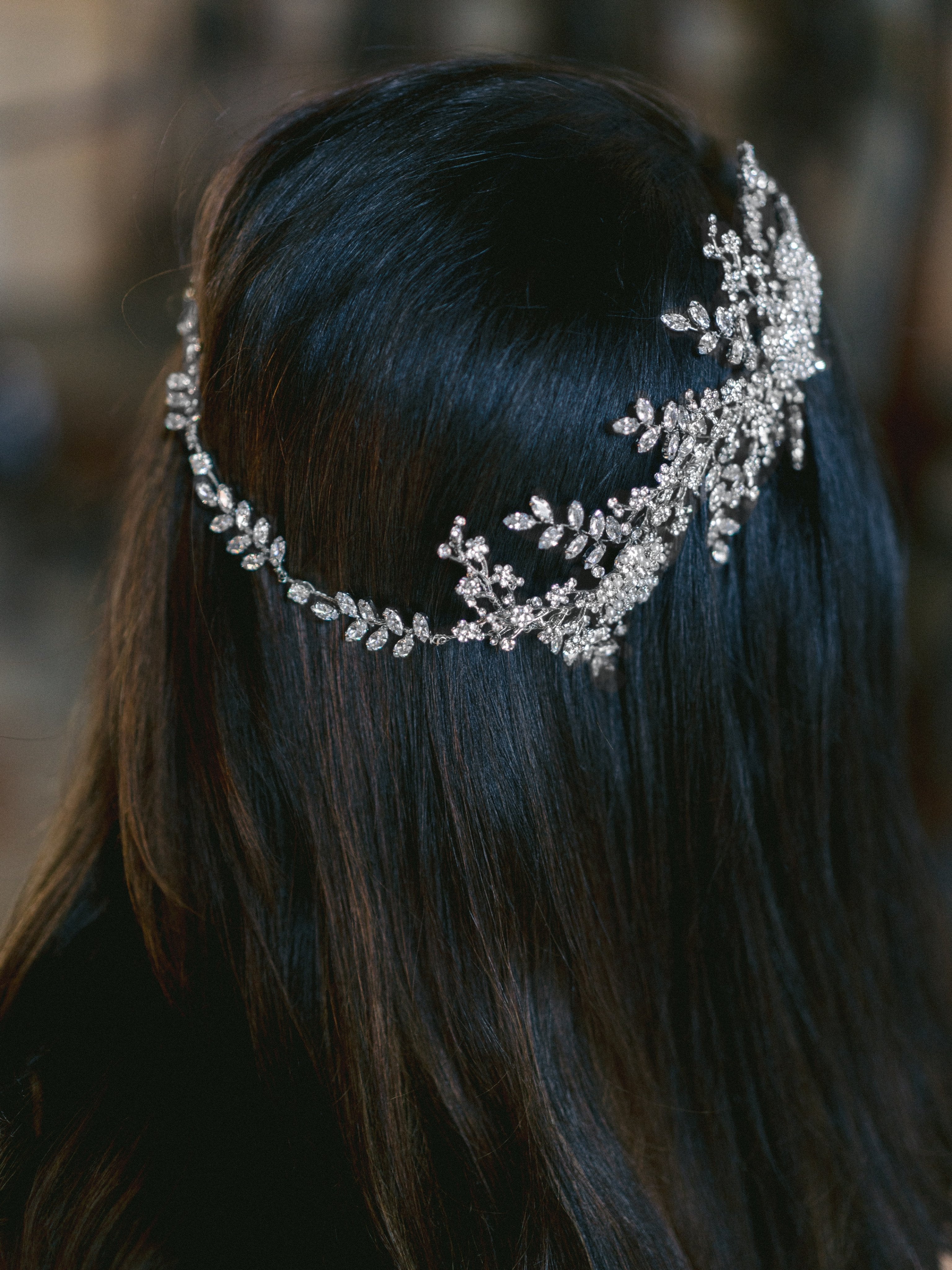ELISABETTA Simulated Diamond Bridal Headpiece - Elegant Wedding Hair Accessory for Brides, Bridesmaids & Prom | Perfect for Weddings, Formal Events & Special Occasions