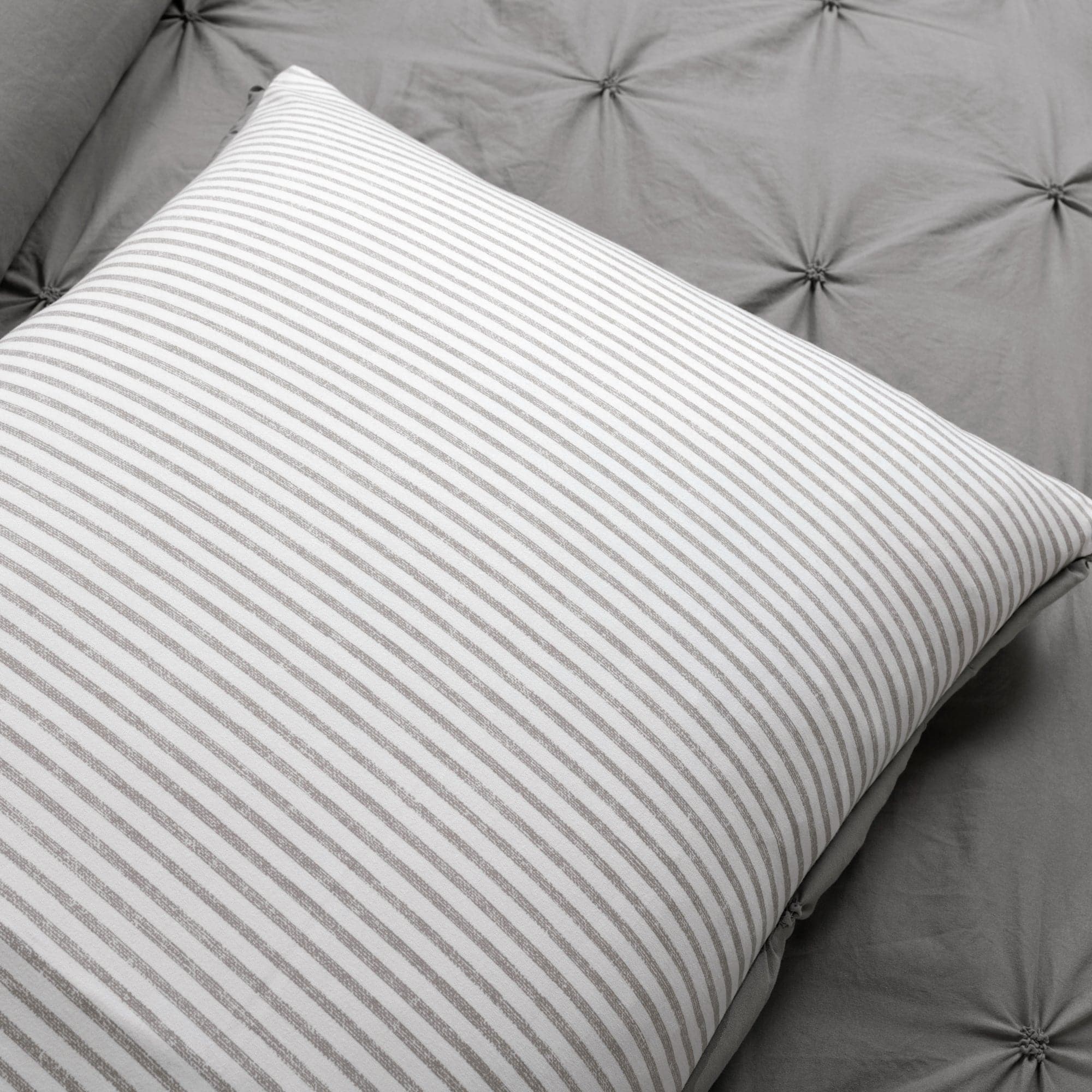 Ravello Pintuck Reversible Comforter Bed in a Bag Set - Queen Size Luxury Bedding for Master Bedroom & Guest Room | Complete Comforter, Sheet Set & Pillow Shams