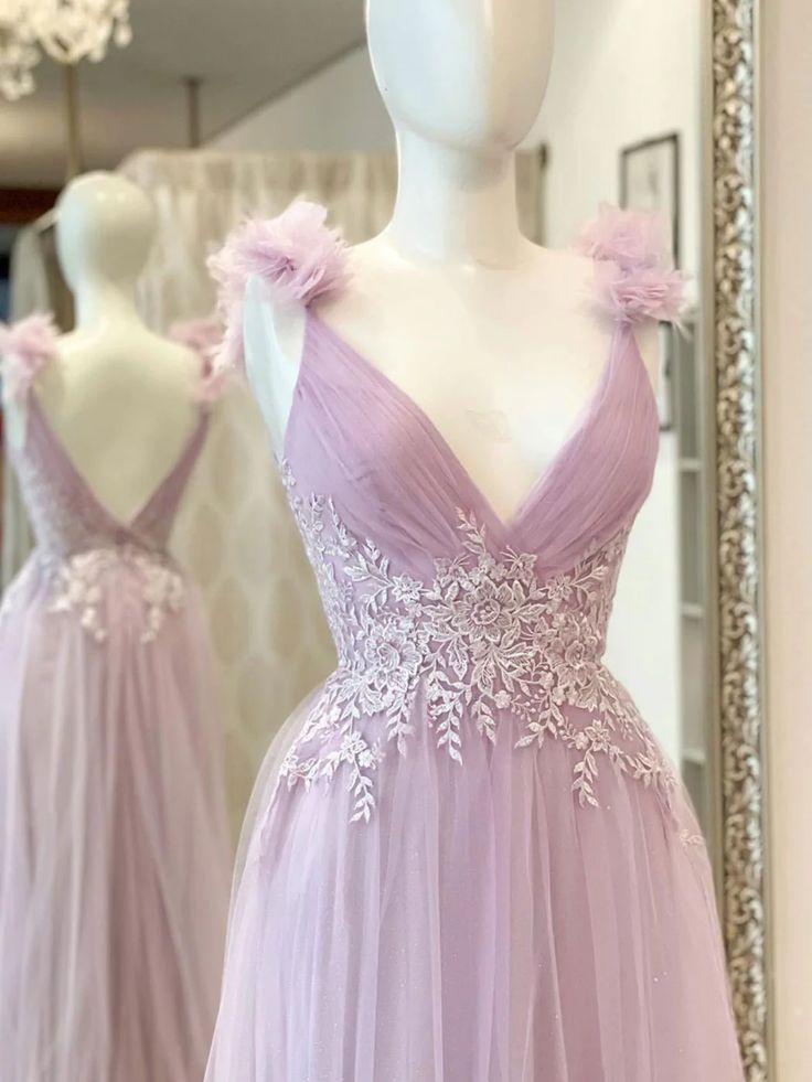 Elegant A-Line V-Neck Tulle Prom Dress for Women - Long Formal Party Gown 2423 | Perfect for Homecoming, Prom Night, and Evening Events