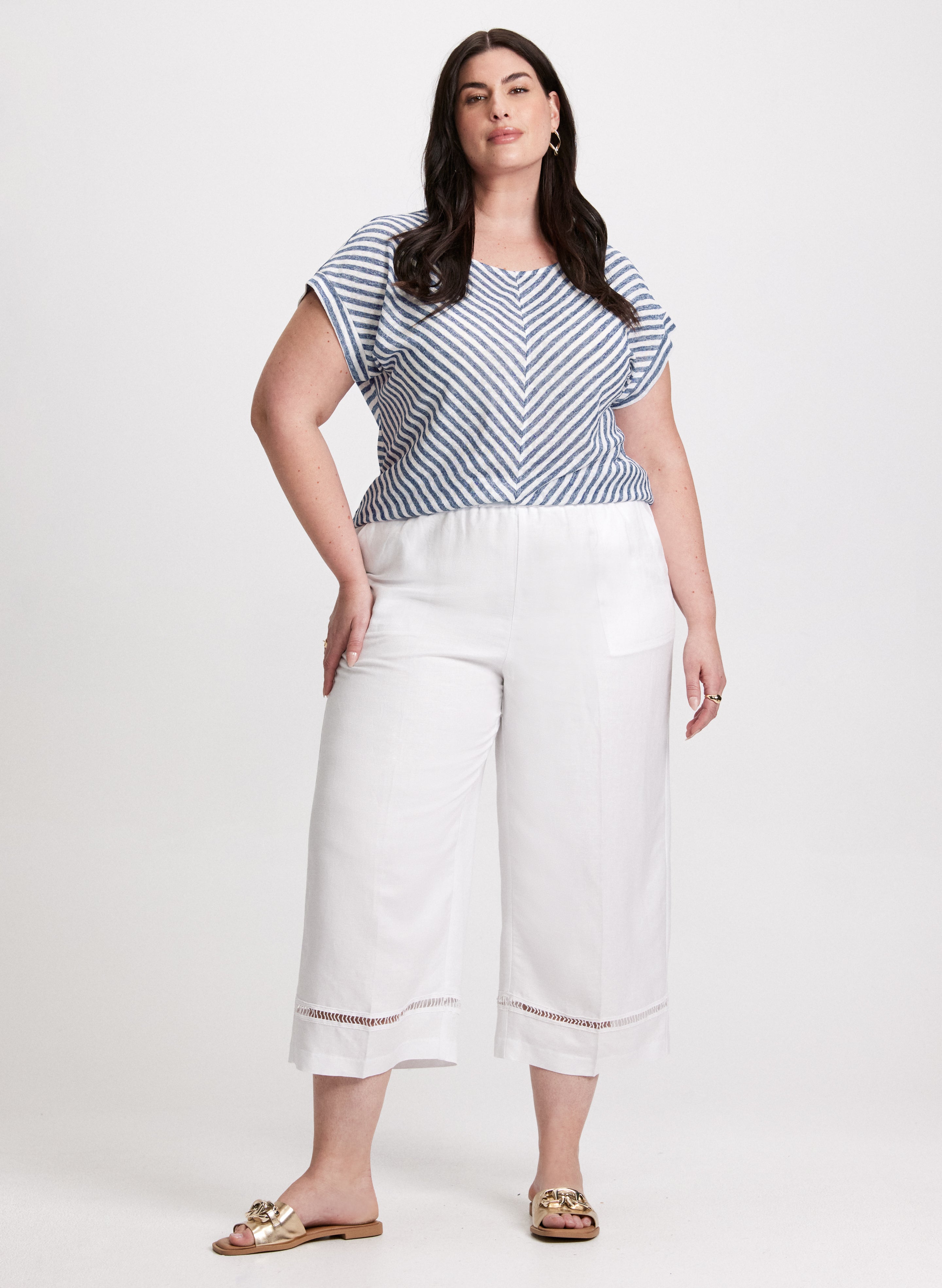 Diagonal Stripe Cap Sleeve Top for Women - Fashion Summer T-Shirt - Casual & Comfortable Daily Wear - Perfect for Beach, Shopping and Outdoor Activities
