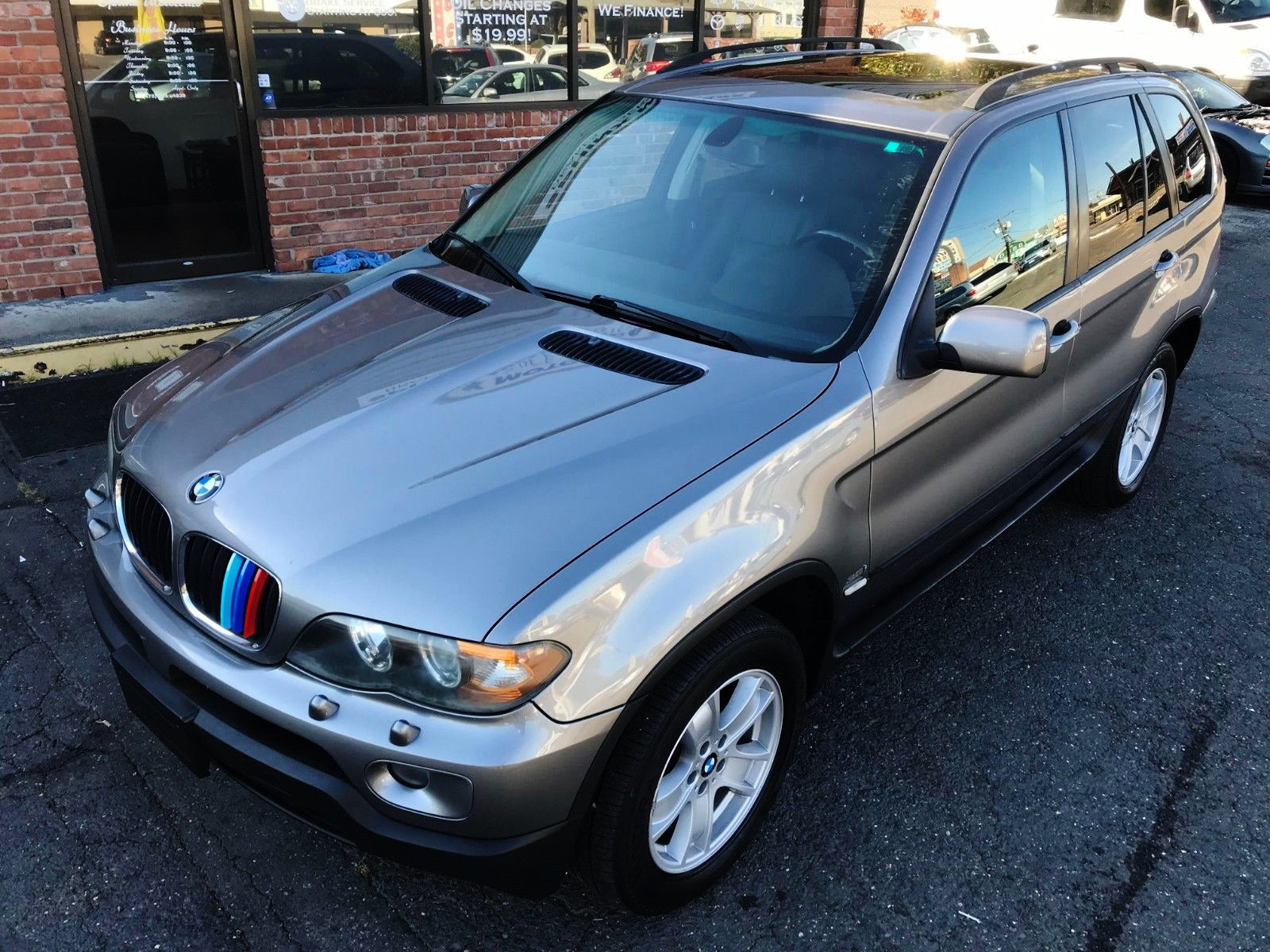 BMW E53 X5 (2004-2006) ///M Style Color Grille Insert Trims with 7 Beam Kidney Grill - Upgrade Your Front Grille for Enhanced Style & Performance