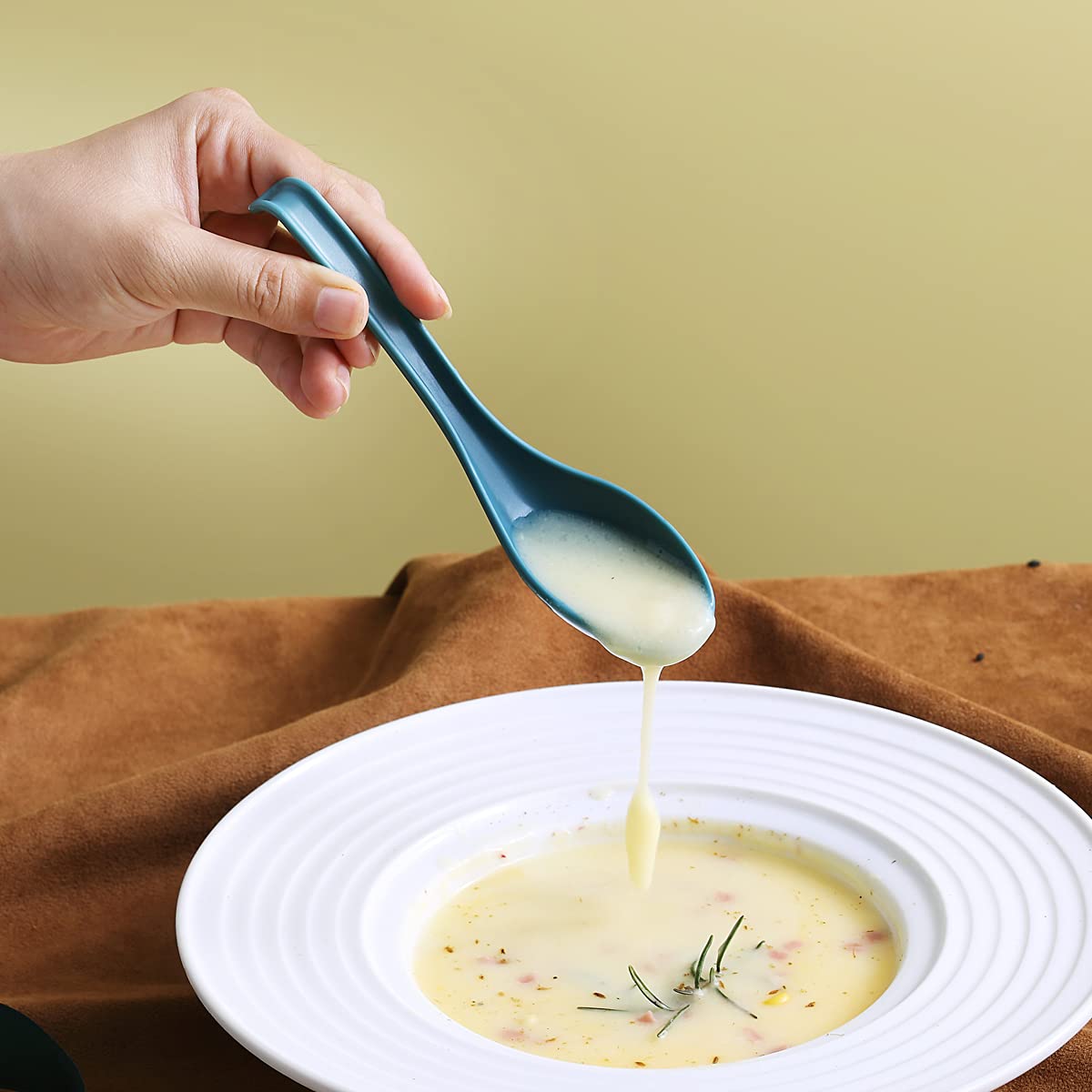 Eco-Friendly Evanda Soup Spoons Set of 12 - BPA Free, Food Grade PP, Dishwasher Safe & Easy Clean Navy Blue Dinnerware for Restaurant, Home & Party Use