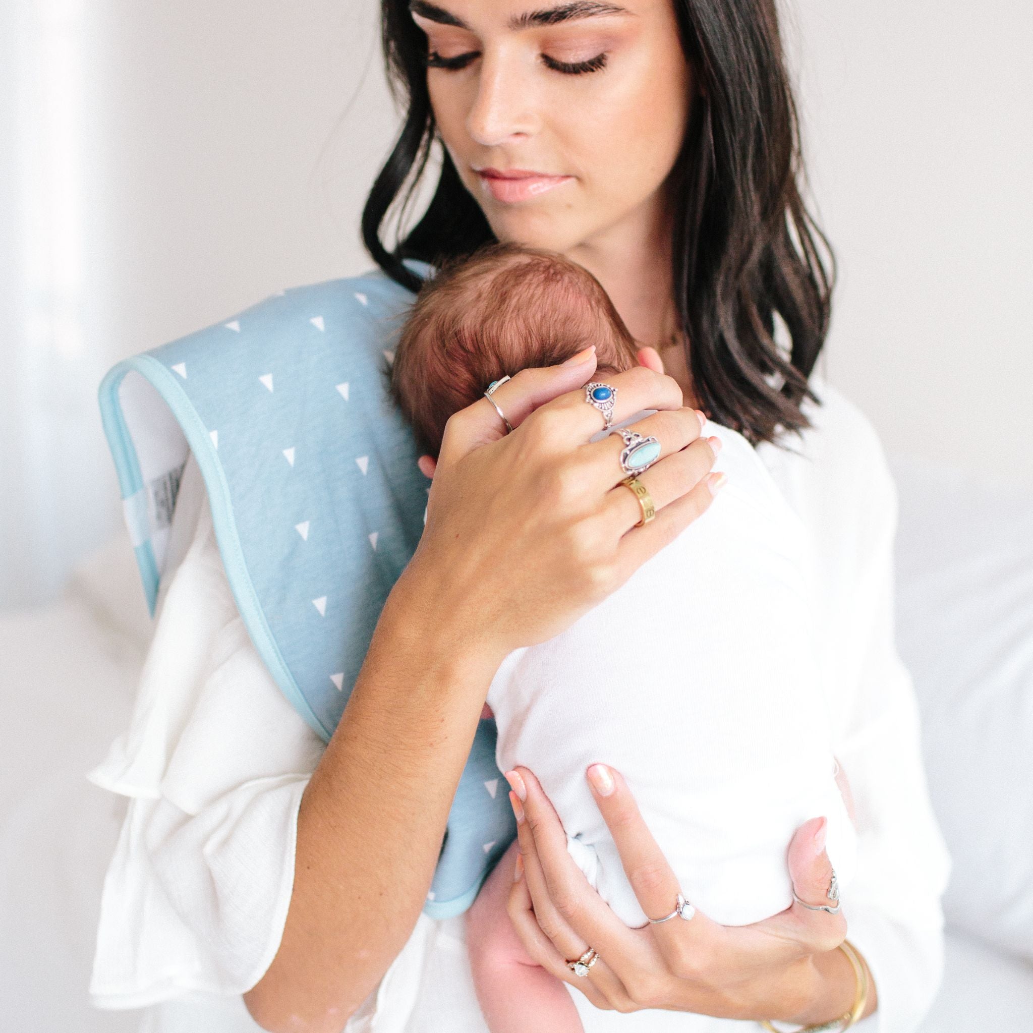 Premium Burp Cloths for Babies - Ultra Soft & Absorbent 5-Pack - Perfect for Feeding, Spit-Up & Drool Control - Ideal for Newborns, Infants & Toddlers - Great for Home, Travel & Cruise Vacations