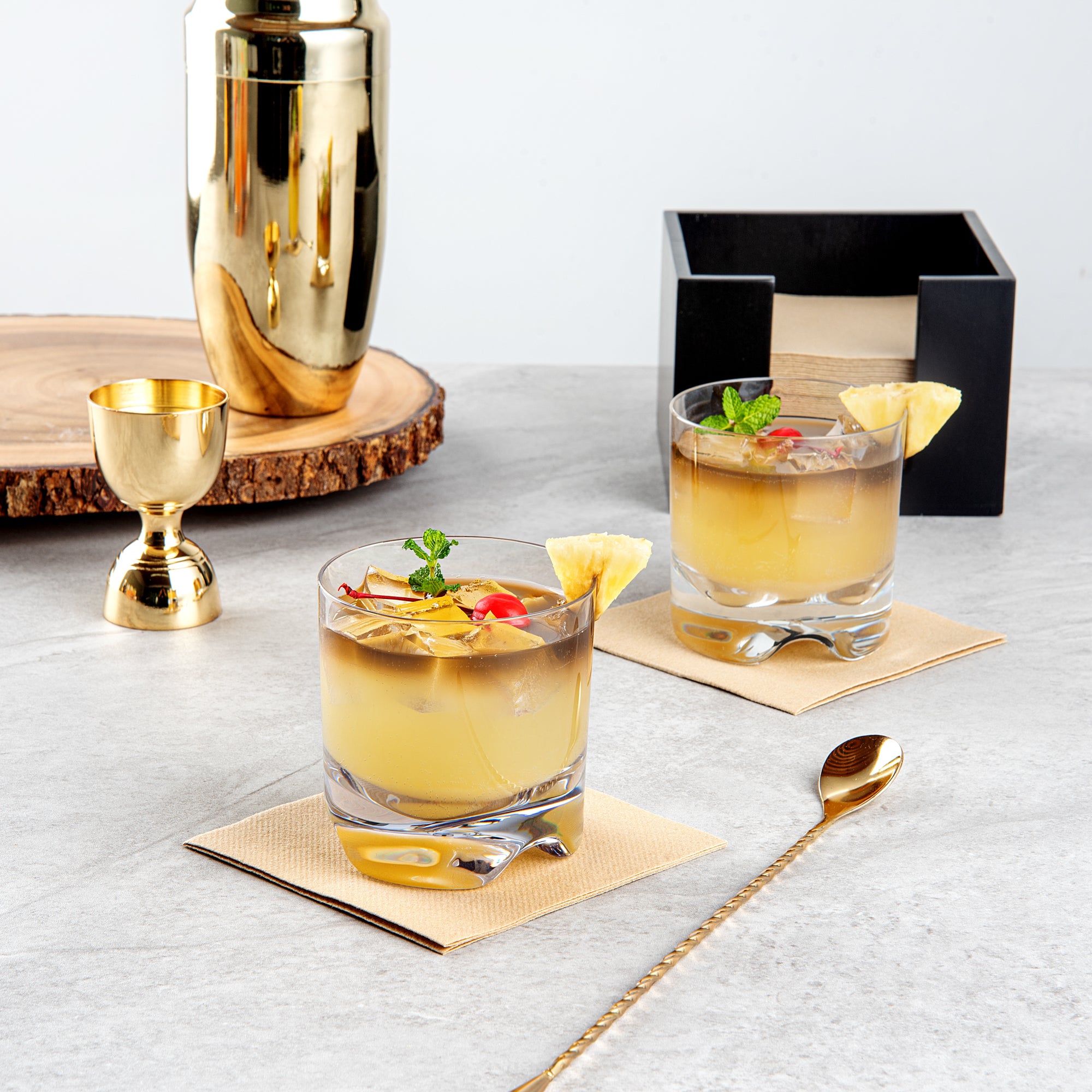 Bev Tek 10 oz Clear Polycarbonate Rocks Glasses - Set of 6 Unbreakable Whiskey Tumblers (3.5