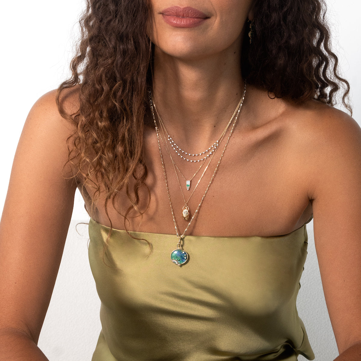 Exquisite Diamond Scarab Necklace for Women - 14K Gold Egyptian Jewelry - Perfect for Gifts, Weddings & Special Occasions
