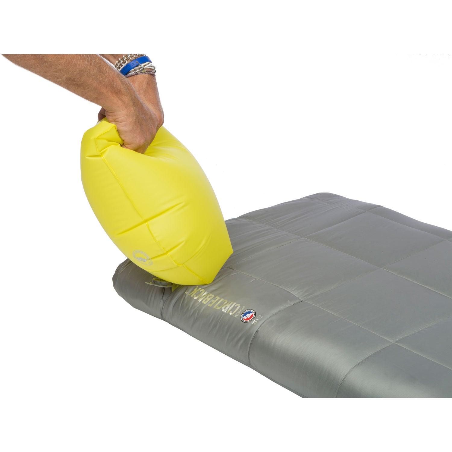 Big Agnes Circle Back Insulated Sleeping Pad - Ultralight Camping Mat for Backpacking, Hiking & Outdoor Adventures - 4 Season Thermal Insulation for Cold Weather Camping