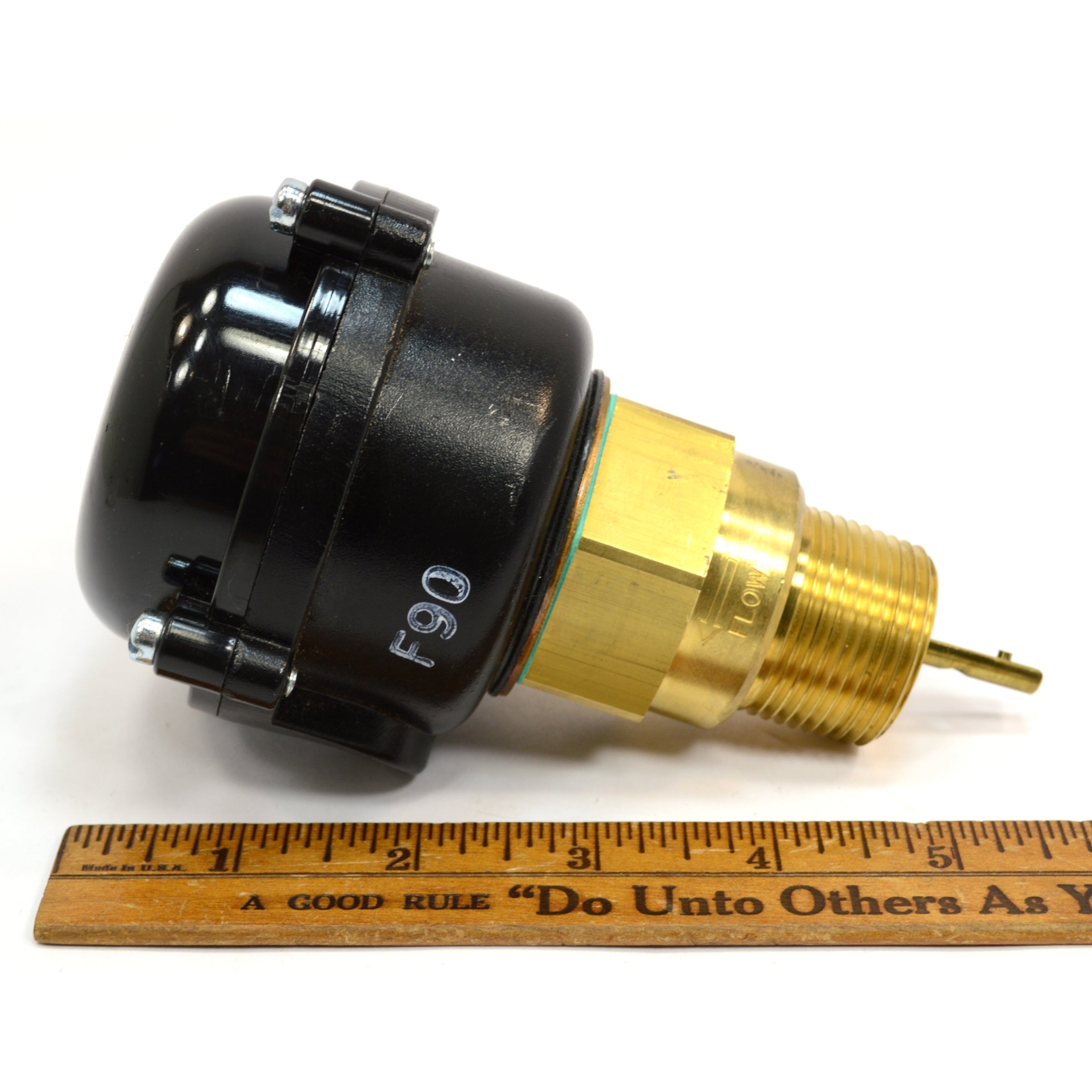 New McDONNELL & MILLER FS8 General Purpose Flow Switch - Industrial Liquid Control for HVAC, Plumbing & Water Treatment Systems