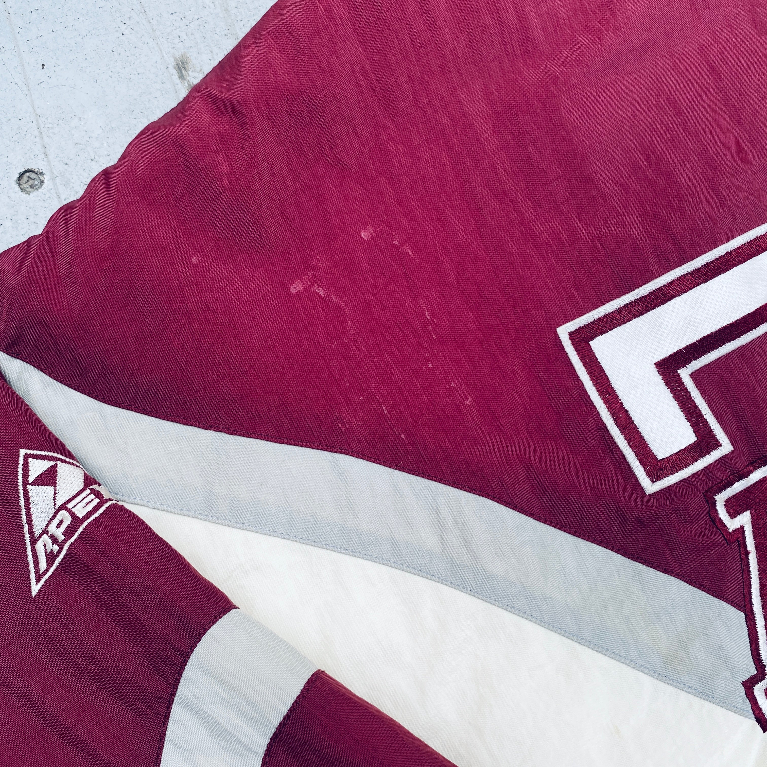 Texas A&M Aggies 1990s Vintage Apex One Ice Cream Man Wave Full-Zip Jacket - XL | Retro College Fan Gear for Game Day & Casual Wear