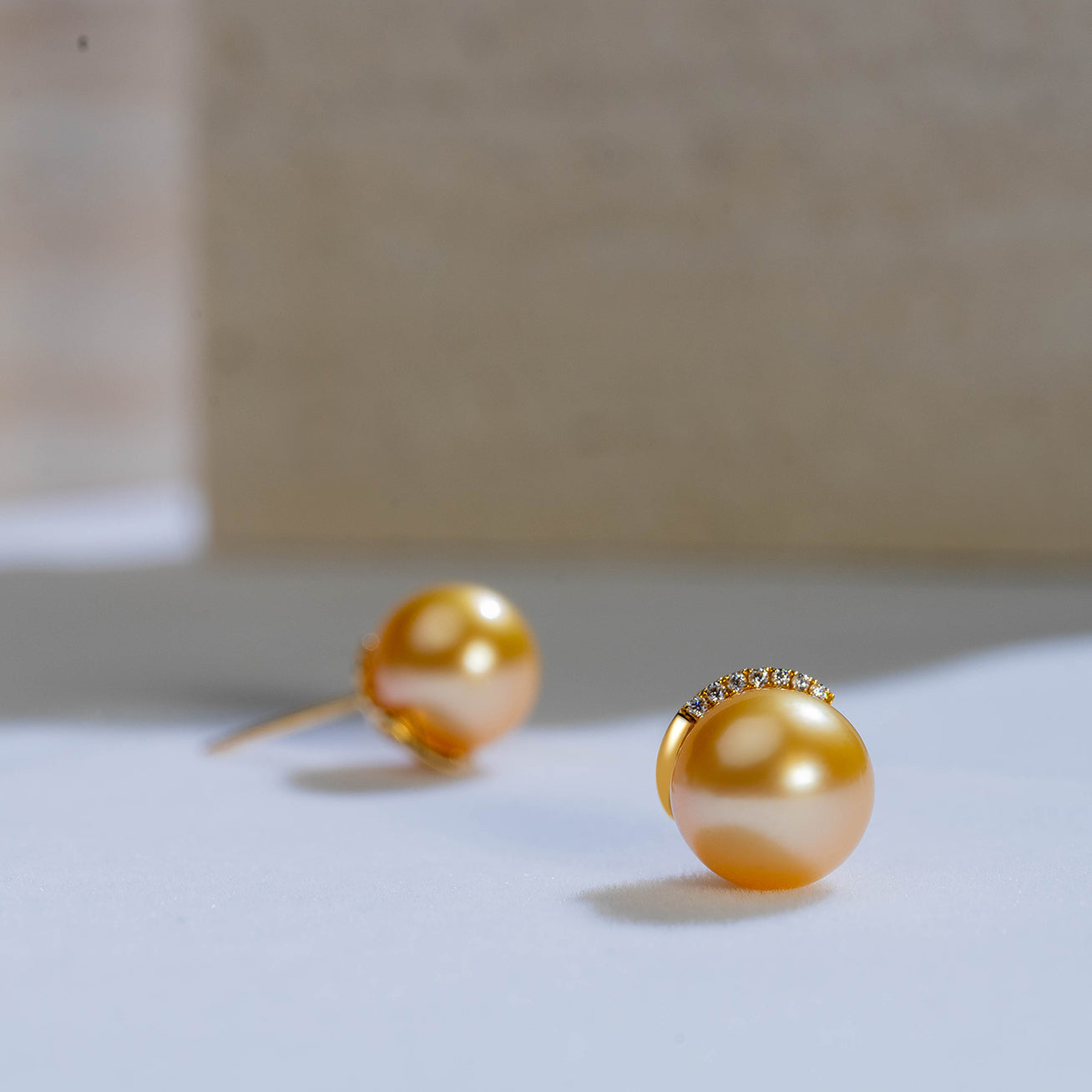 18K Solid Gold South Sea Pearl Earrings - Luxury Pearl Jewelry for Women - Elegant Gift for Wedding, Anniversary & Special Occasions