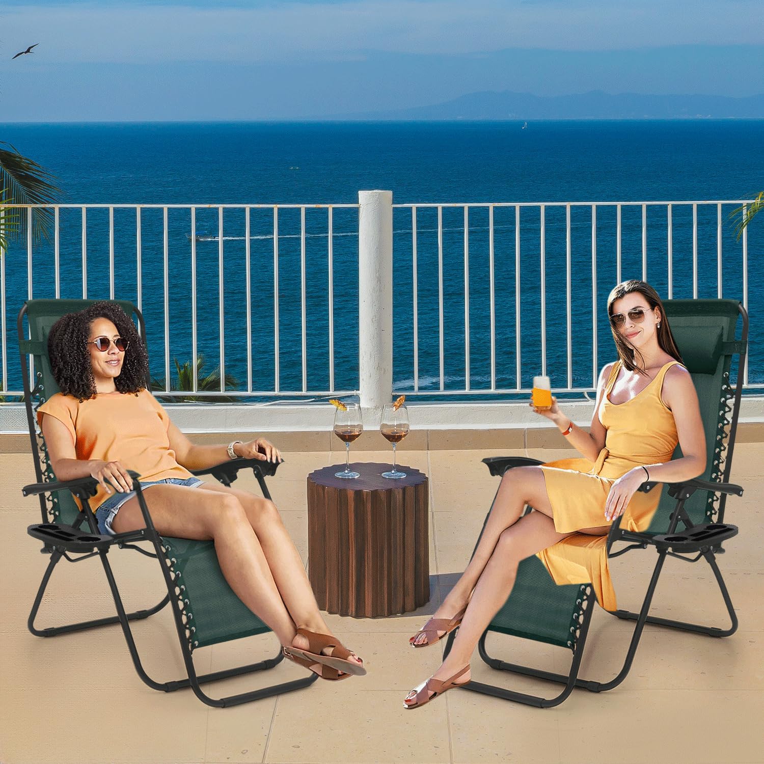 Magshion Zero Gravity Lounge Chairs Set of 2 - Adjustable Outdoor Patio Recliners with Side Tray & Pillow Headrest - Foldable Anti-Gravity Chairs for Backyard, Poolside, Camping, Beach - Green (Perfect for Relaxing in Garden, Patio or Vacation)