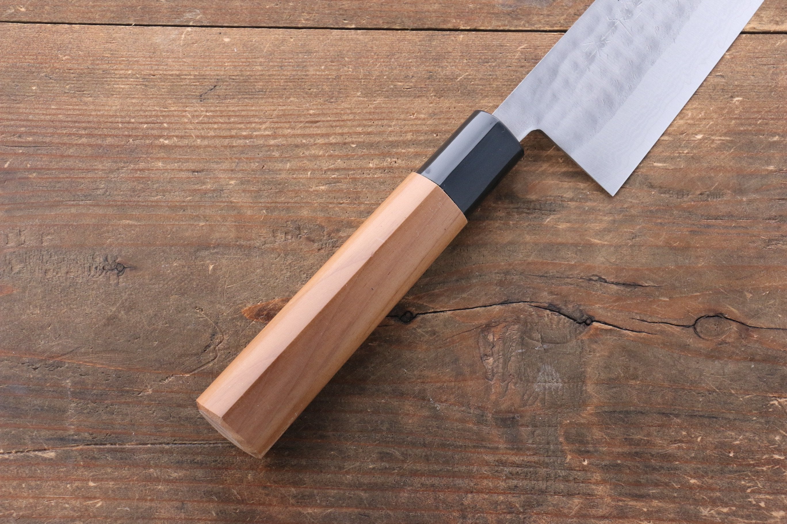 Premium Kunihira Tanryu VG1 Damascus Santoku Knife 170mm - Walnut Handle Japanese Chef Knife for Slicing, Dicing & Chopping Vegetables, Meat & Fish - Perfect for Home Cooks & Professional Chefs