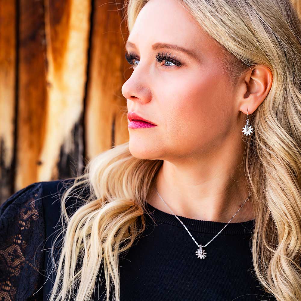Spur of the Moment Necklace - Elegant Dainty Pendant Jewelry for Women | Perfect for Everyday Wear, Date Nights & Special Occasions