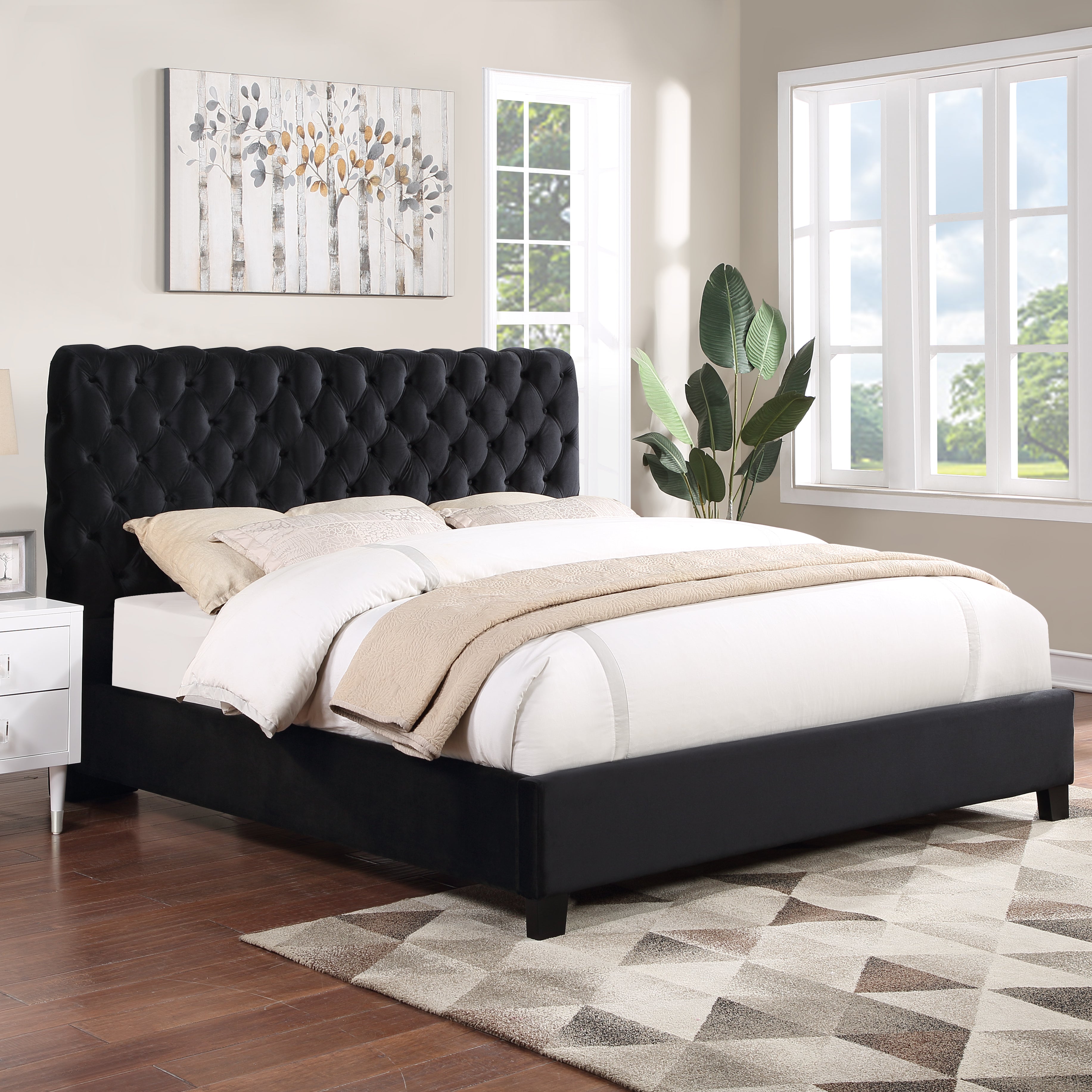 Roundhill Furniture Apoera Velvet Upholstered Button Tufted Queen Bed Frame - Luxurious Black Velvet Fabric for Bedroom Decor | Perfect for Master Bedroom, Guest Room & Apartment