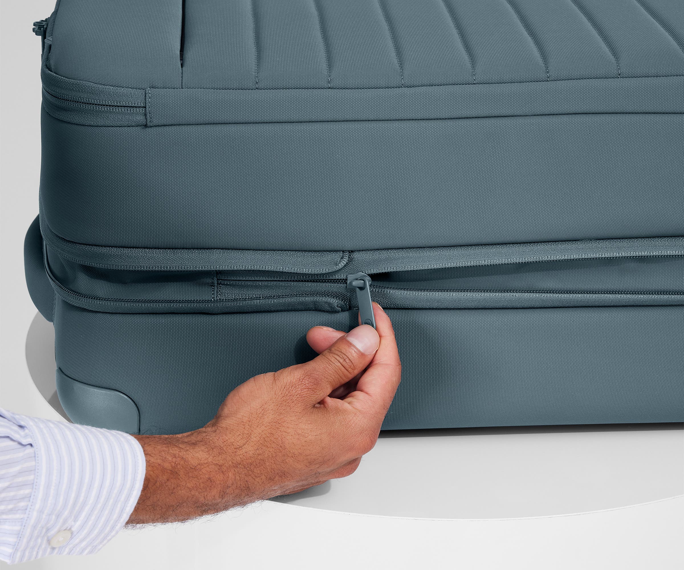 Premium Softside Large Luggage in Coast Blue - Spacious & Durable Suitcase for Travel, Business Trips & Vacations