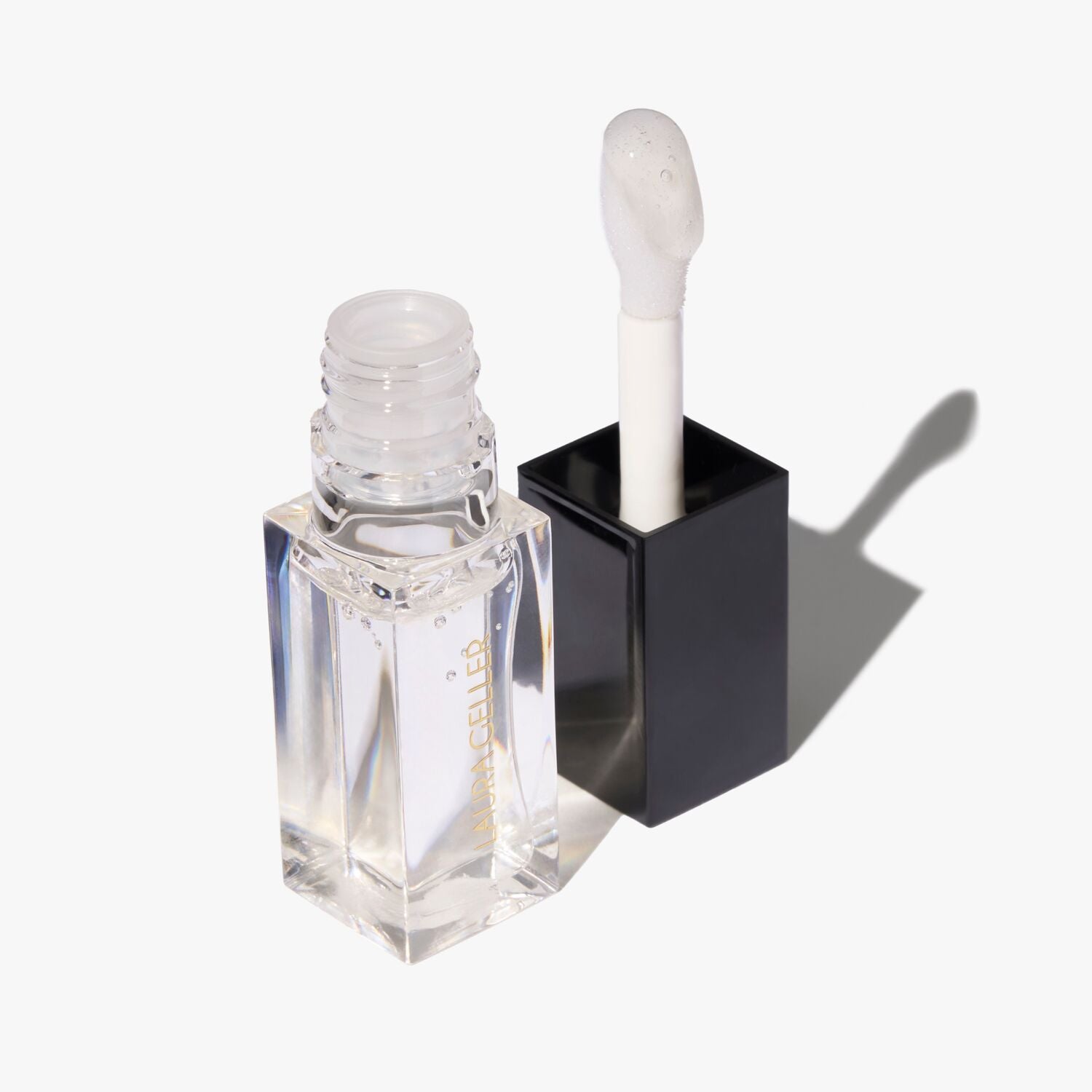 Fine Shine Glossy Lip Oil - Hydrating & Non-Sticky Lip Gloss for All-Day Moisture - Perfect for Daily Wear, Date Night & Special Occasions