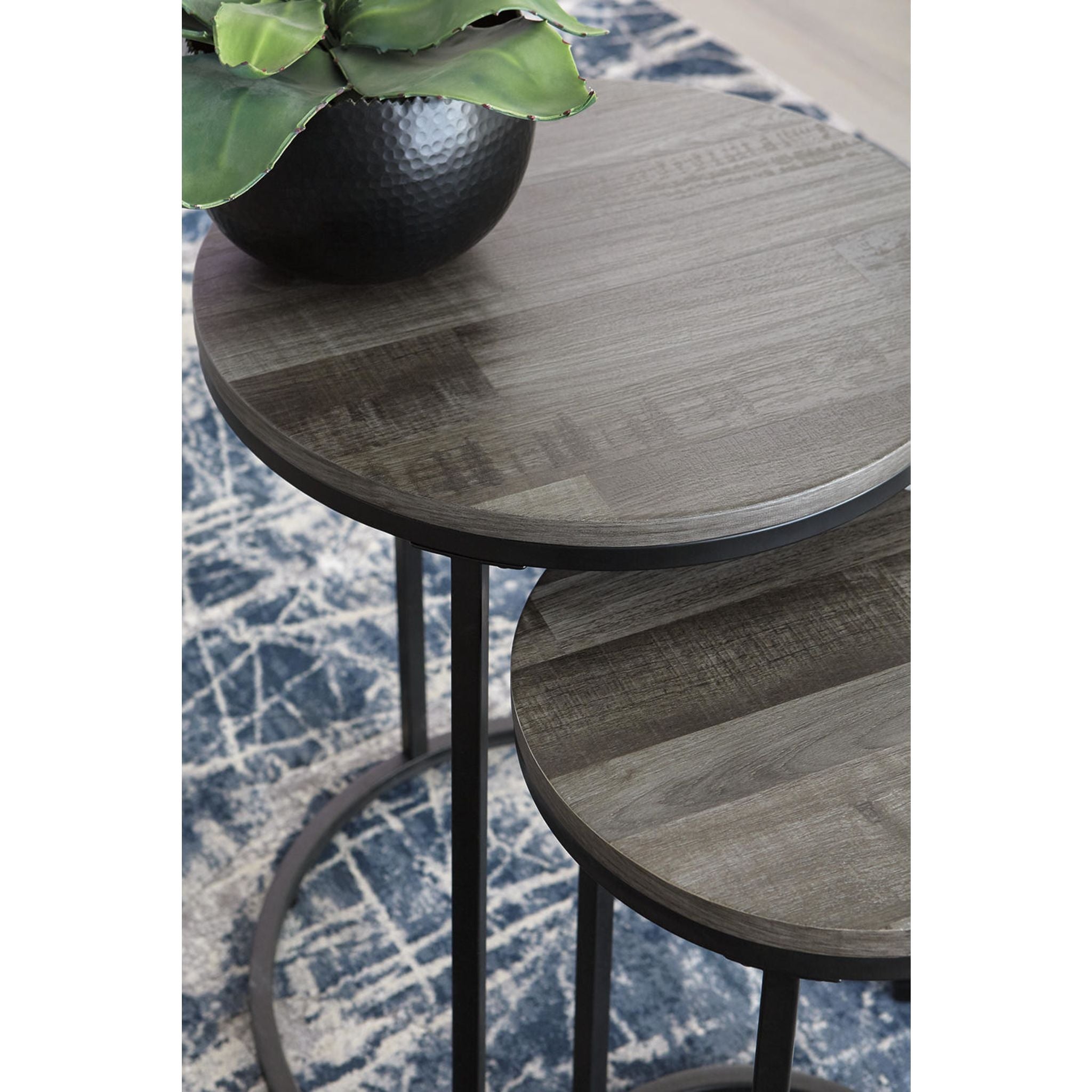 Briarsboro Accent Table Set of 2 - Modern Gray and Black Side Tables for Living Room, Bedroom & Office - Small End Tables with Sturdy Metal Base for Home Decor