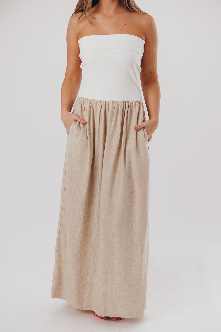 Kaylee Linen & Ribbed Knit Maxi Dress - White/Oatmeal - Elegant Summer Beach Dress for Women, Perfect for Vacations, Weddings & Casual Outings