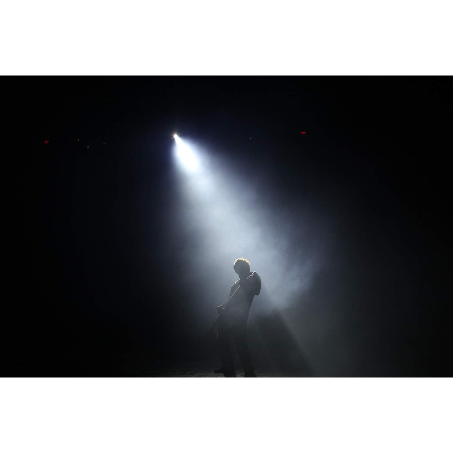 Chauvet Hurricane 1600 Compact Fog Machine - Professional Portable Fogger for Stage Shows, Halloween Parties & DJ Events