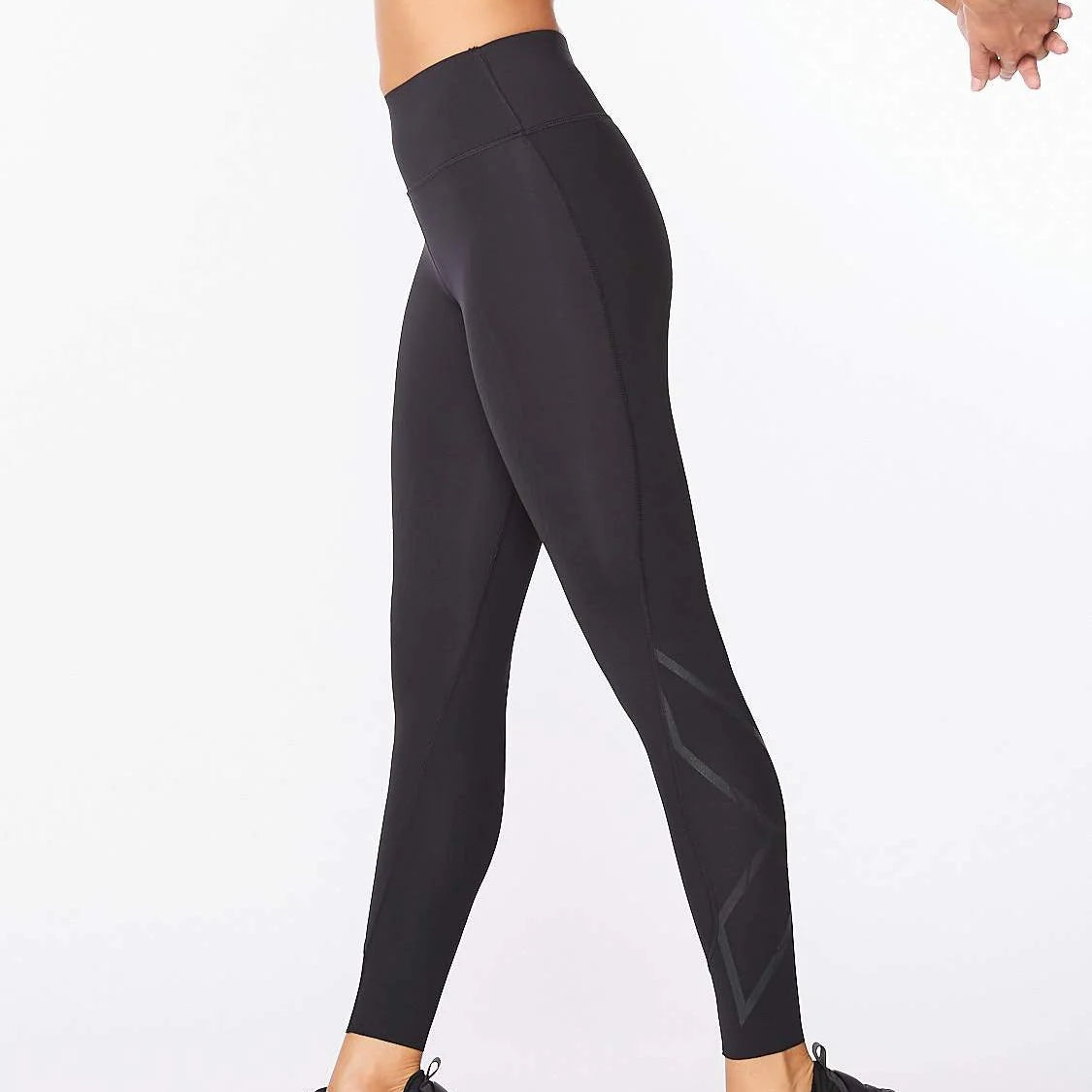 2XU Women's MCS X Train Mid Rise Compression Tights - High Performance Workout Leggings for Running, Yoga & Gym Training