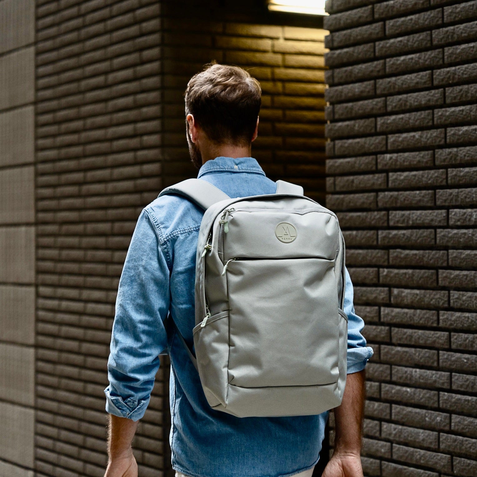 Nova Straya 22L Laptop Backpack - Waterproof Anti-Theft Business Backpack for Men & Women - Perfect for Work, Travel & College