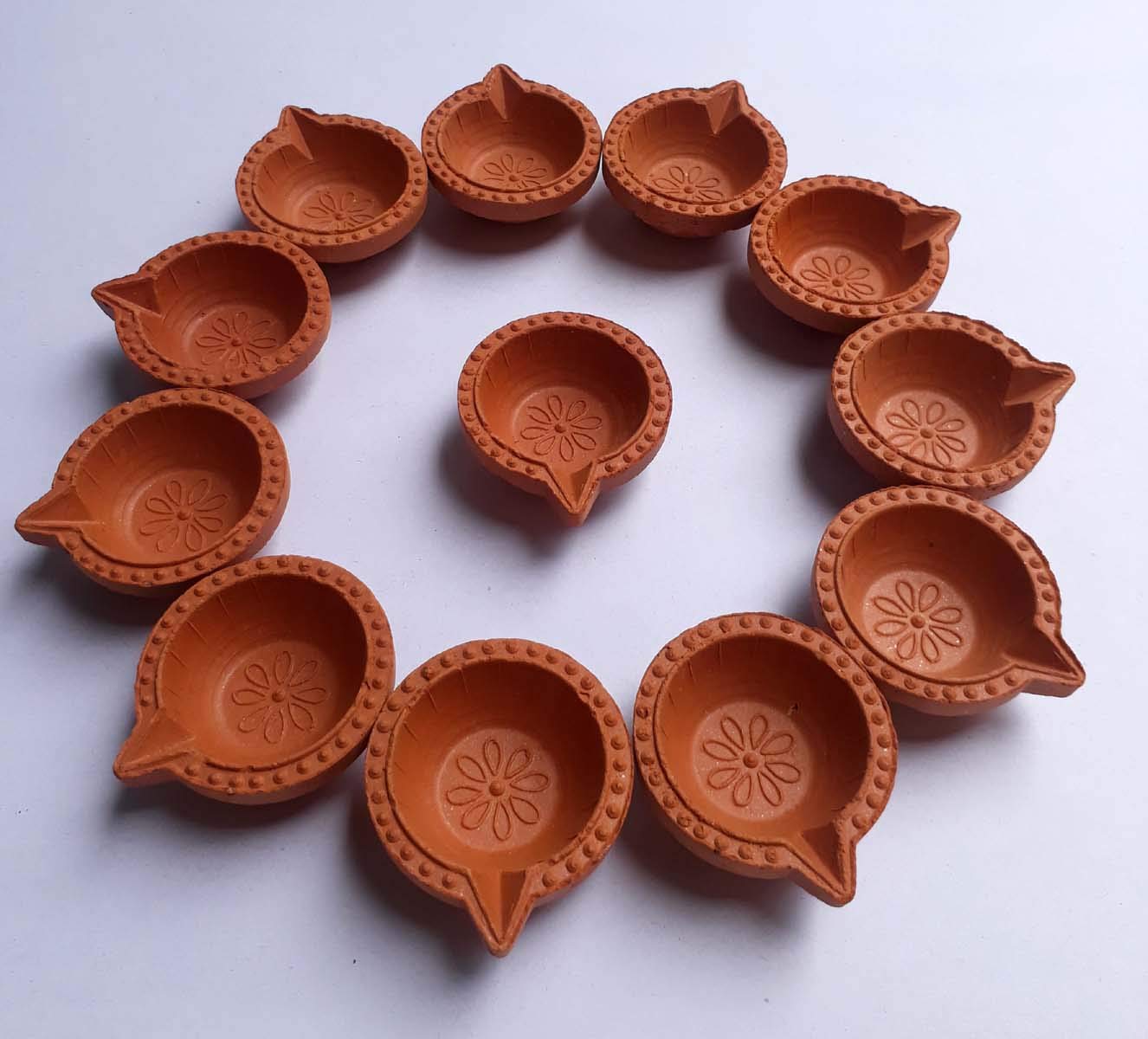 12 Set Handmade Clay Diya Lamps for Diwali Puja - Traditional Indian Oil Wick Burners for Hindu Prayer, Home Decor & Festival Celebrations - Perfect for Diwali Decorations, Wedding Ceremonies & Spiritual Rituals