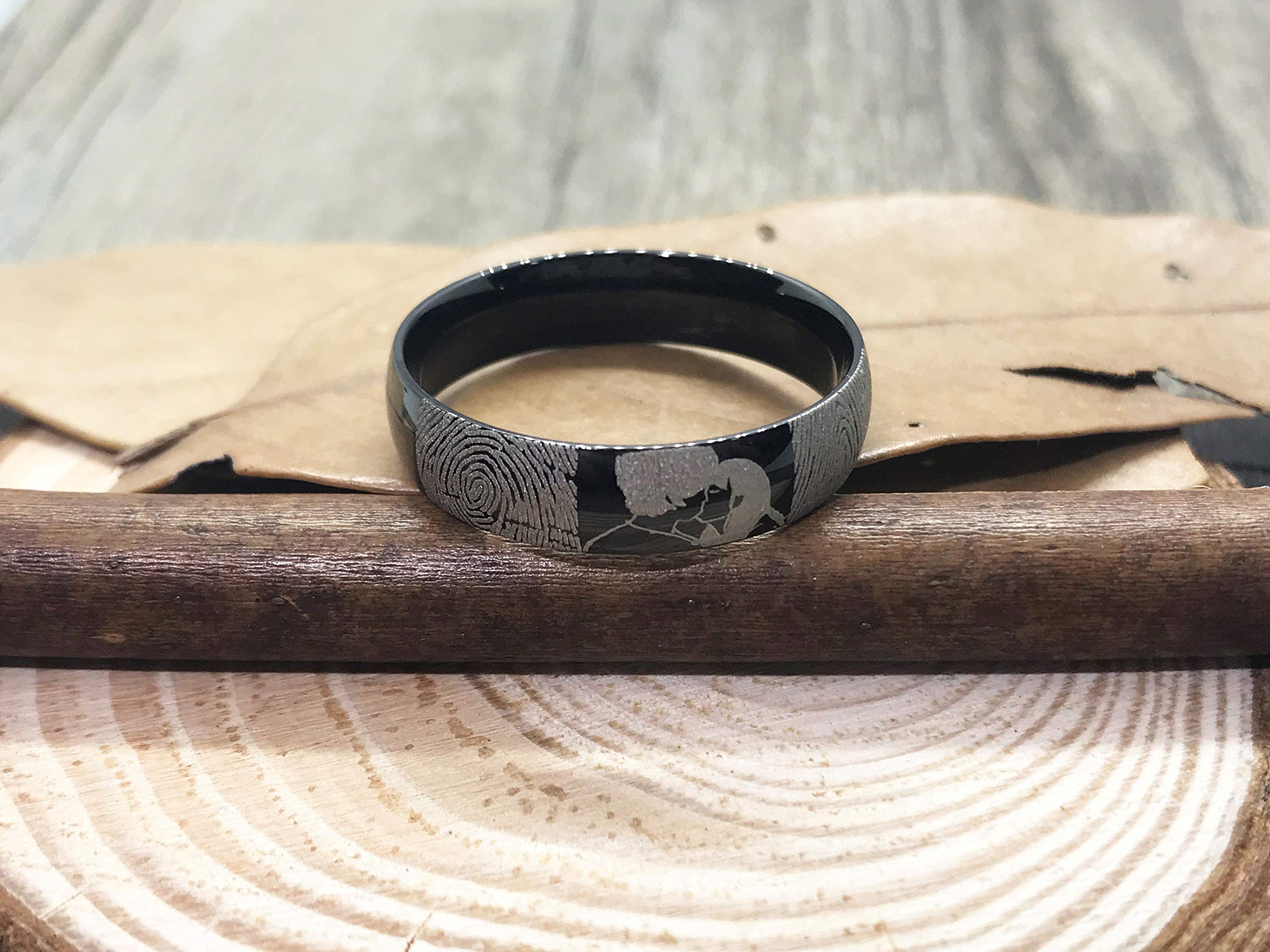 Fingerprint Comic Couple Rings Set - His & Her Matching Promise Rings, Love & Kiss Wedding Bands for Engagement, Anniversary - Perfect for Romantic Gifts, Proposals & Couples Jewelry