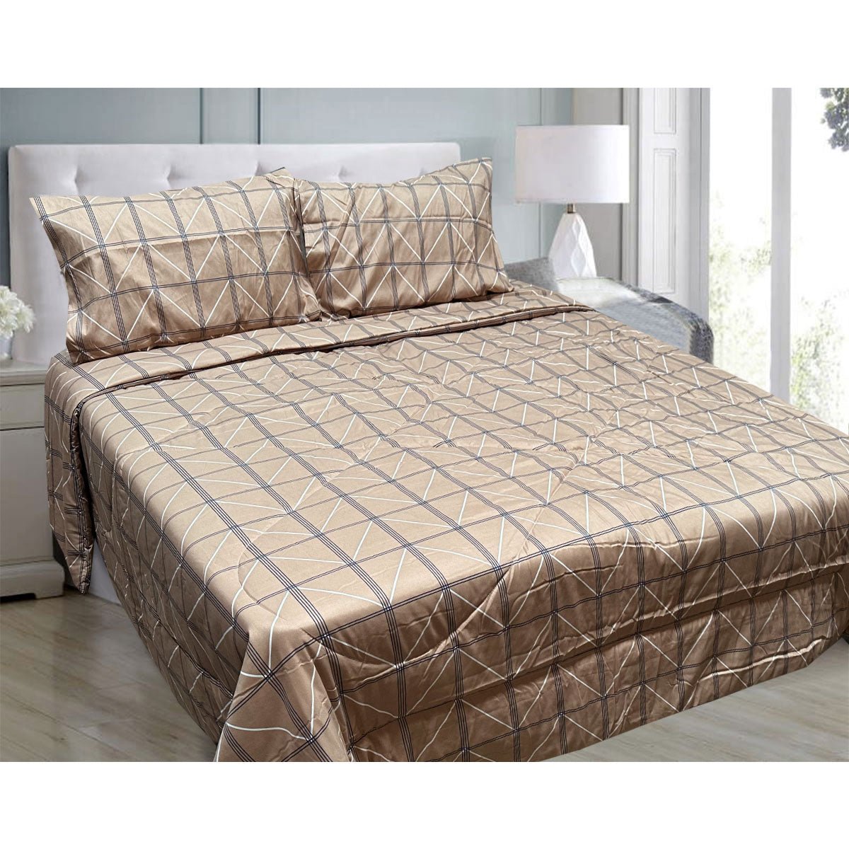 Lightweight 3-Piece Comforter Set Queen/King Size - Hotel Luxury Bedding, Oscar Chevron Checkers Design for Cozy Home & Guest Room Decor