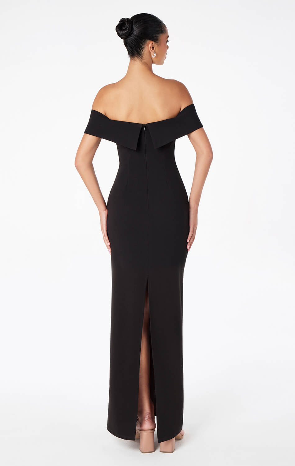 Inez Off The Shoulder Maxi Dress - Elegant Flowy Long Dress for Women, Perfect for Weddings, Parties & Summer Vacations