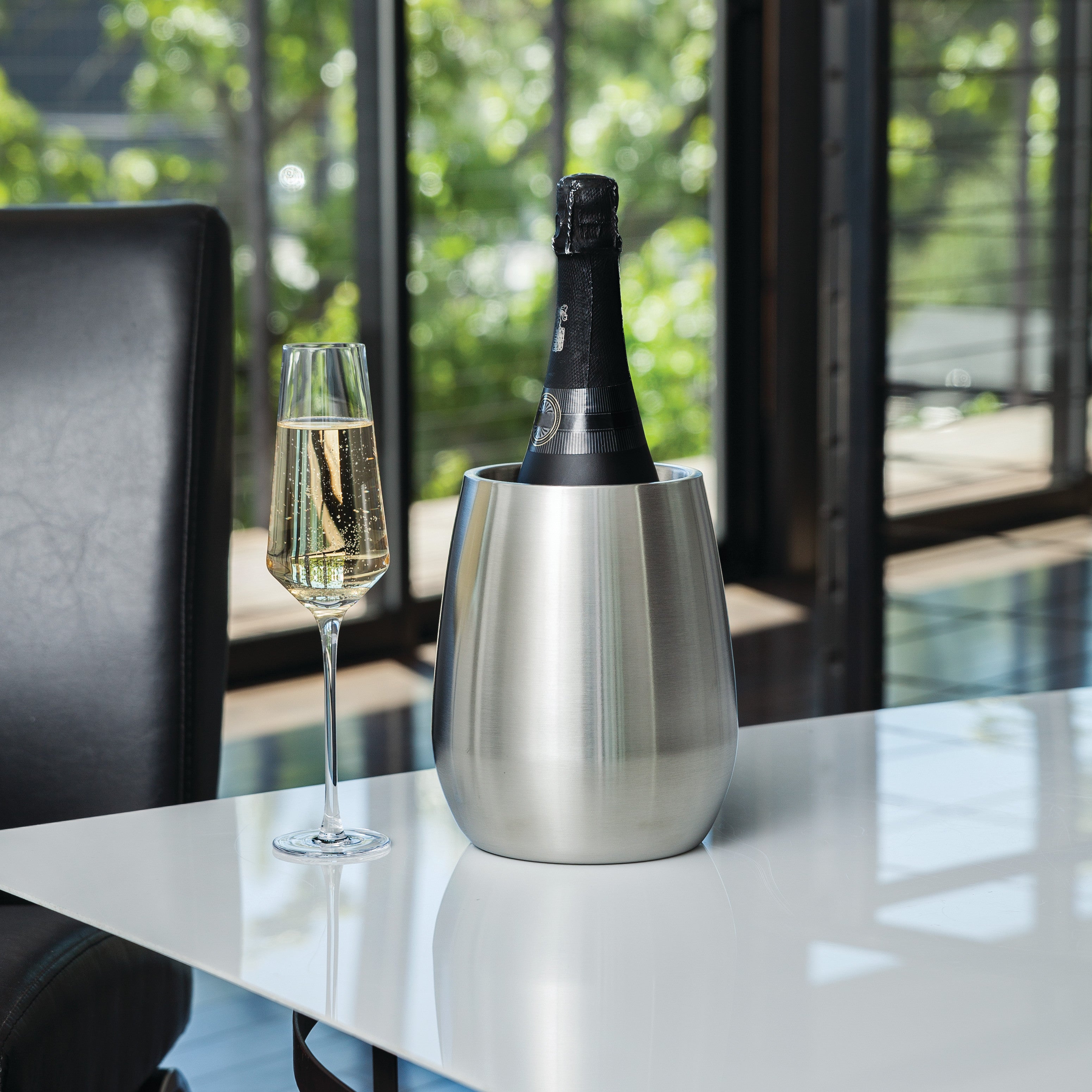 Premium Stainless Steel Bottle Chiller - Keep Drinks Cold for Hours | Perfect for Wine, Beer & Beverages | Ideal for Parties, Picnics & Outdoor Events