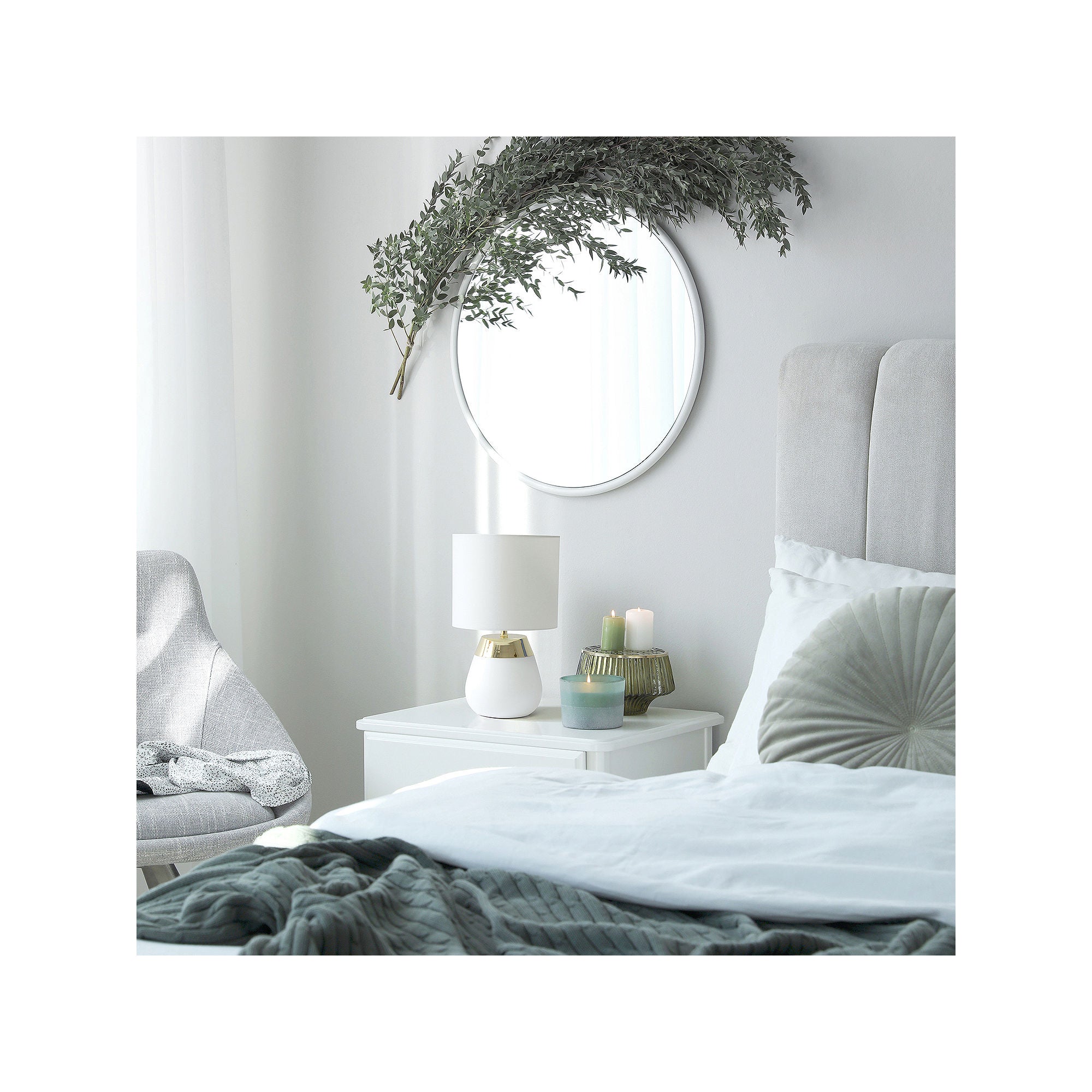 All The Rages Simple Designs 2-Toned Metallic 4-Setting Touch Table Lamp LT1106 in White - Modern Bedside Lighting for Bedroom & Living Room