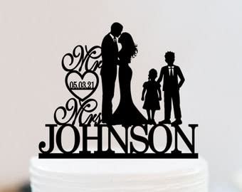 Personalized Rustic Wooden Wedding Cake Topper - Custom Mr & Mrs Silhouette with Two Kids - Family Name Cake Topper for Rustic, Vintage & DIY Weddings