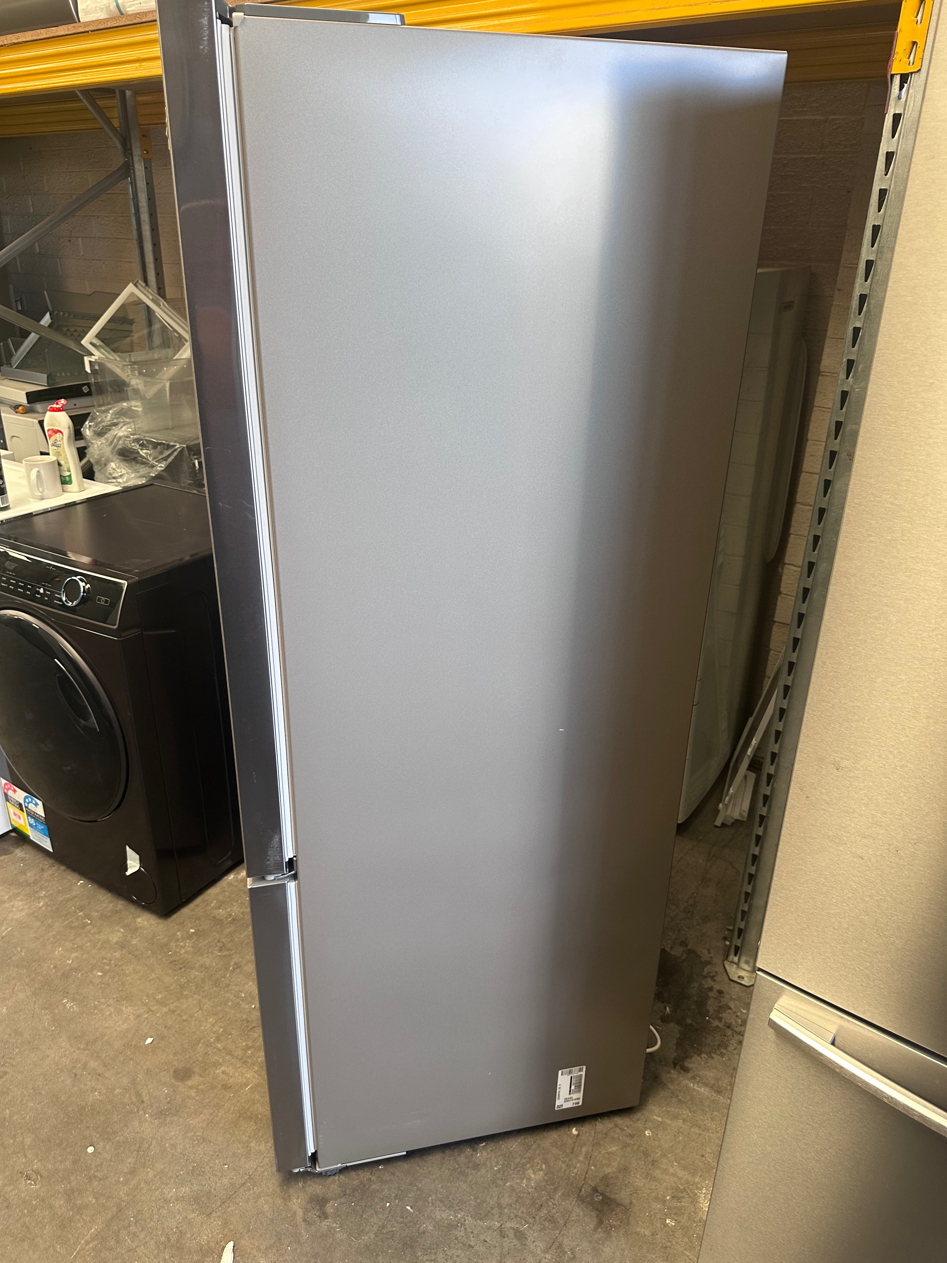 Factory Second Fisher & Paykel Series 5 494L Bottom Mount Refrigerator - Stainless Steel, Right Hinge (Model RF522BRPX6) | Energy Efficient, Spacious Design for Modern Kitchens & Open-Plan Living Spaces