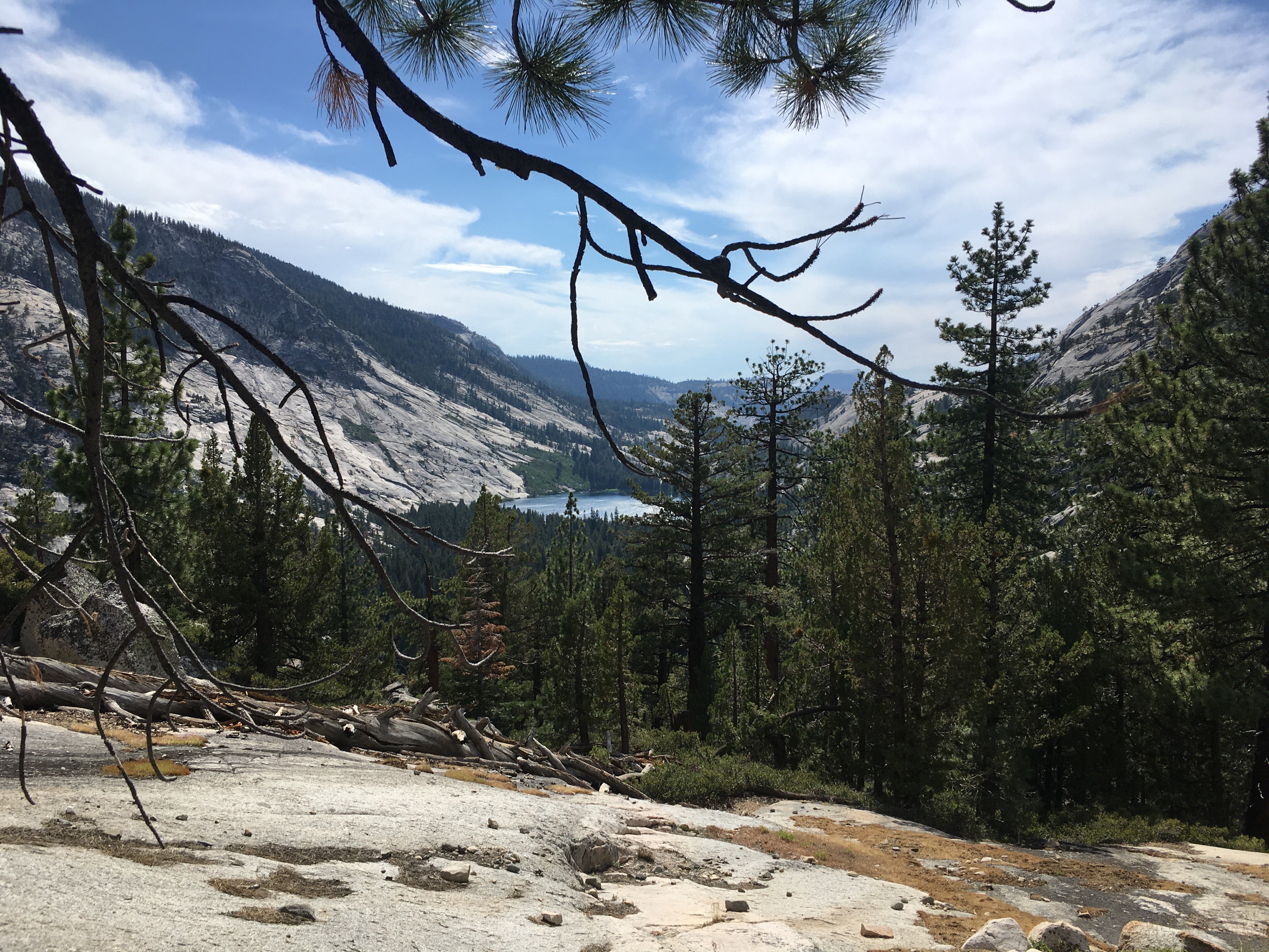 Best Lightweight Backpacking Gear for Yosemite National Park - Vogelsang High Sierra Camp Essentials | Hiking & Camping Equipment