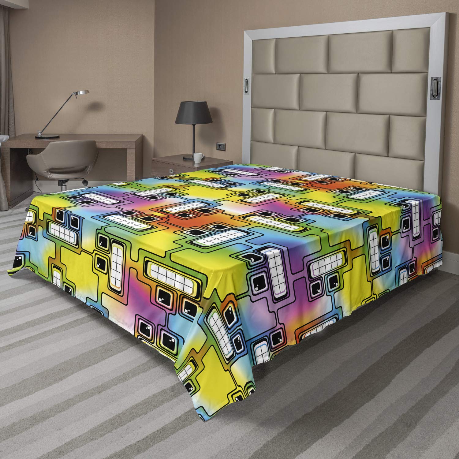 Ambesonne Colorful California King Flat Sheet - Hippie Digital Fun Characters with Eyes & Teeth Video Game Artwork Pattern - Soft Comfortable Top Sheet for Bedroom Decor - Perfect for Gamers, Teens & Boho Style Bedding
