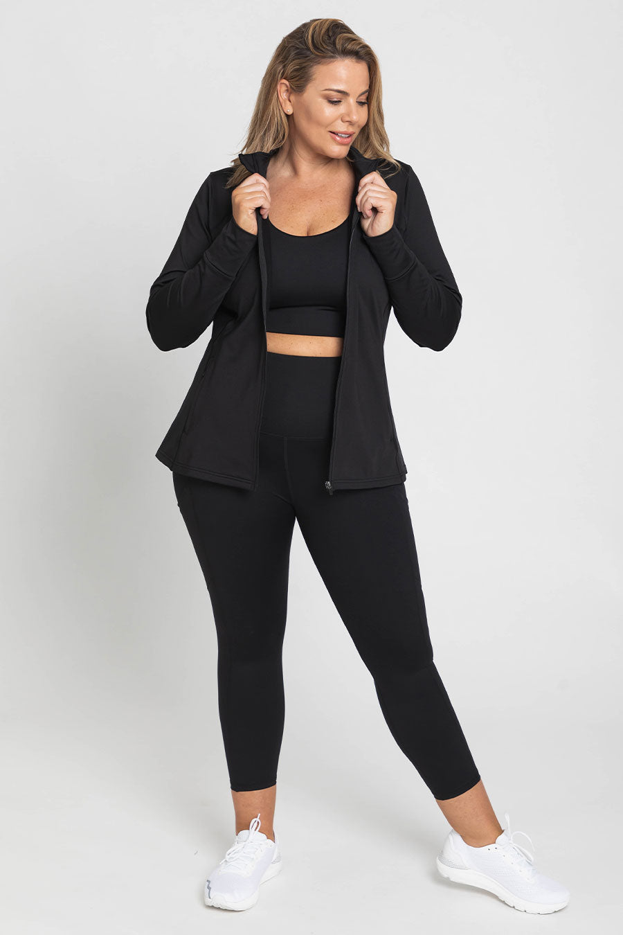 Thermal Sports Long Sleeve Zip Up Jacket for Men & Women - Breathable Winter Running Top for Cold Weather - Black - Perfect for Hiking, Jogging & Outdoor Activities