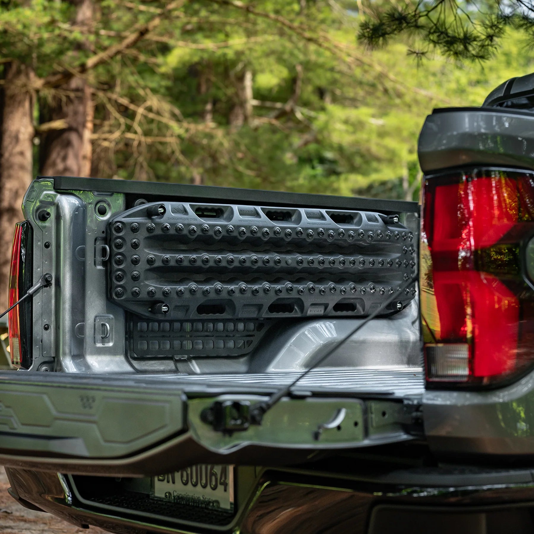 2023+ Chevy Colorado & GMC Canyon Bedside Rack MOLLE Panel System - Heavy Duty Truck Storage Organizer for Camping, Off-Road & Work Gear